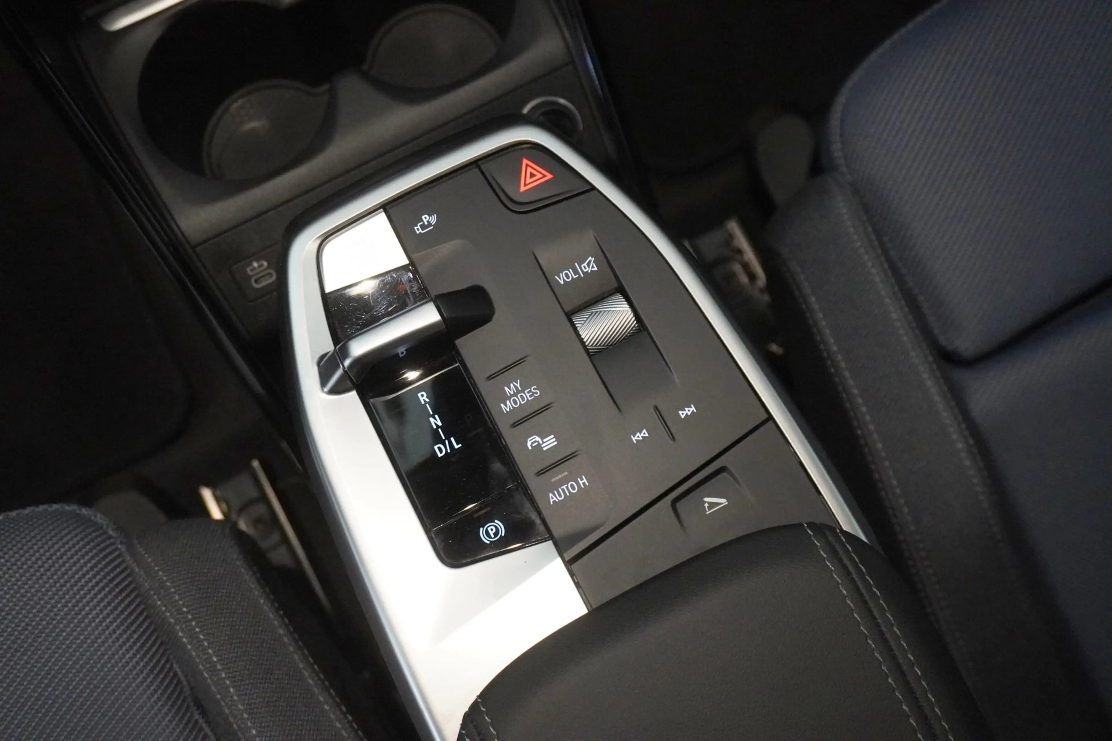 BMW 216 i — photo 12
