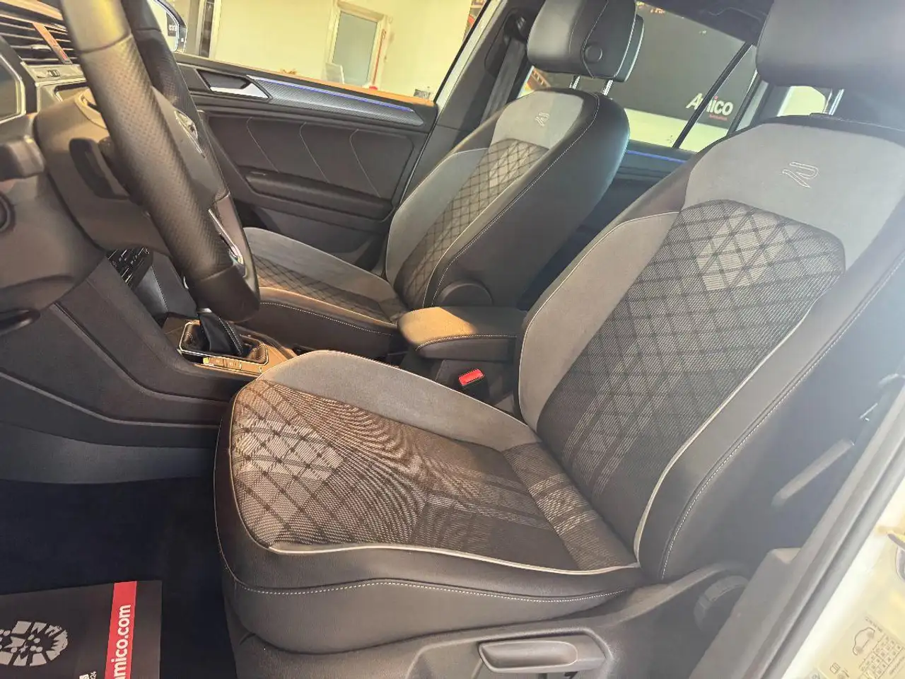 Volkswagen Tiguan 2.0 TDI DSG R-Line Luci Ambient/Retroc, миниатюра 15
