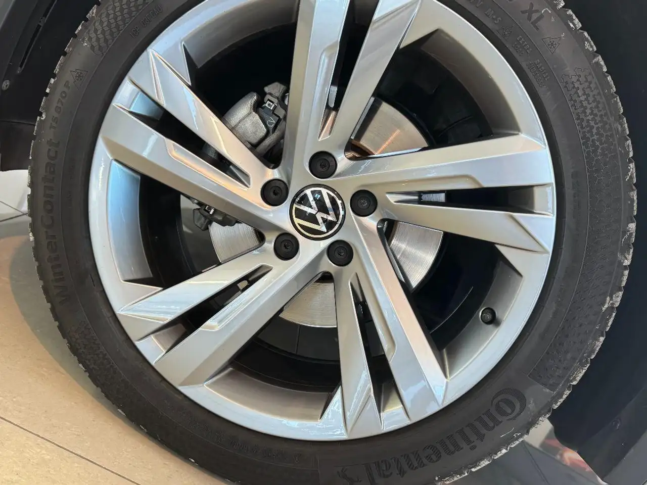 Volkswagen Tiguan 2.0 TDI DSG R-Line Luci Ambient/Retroc, миниатюра 11