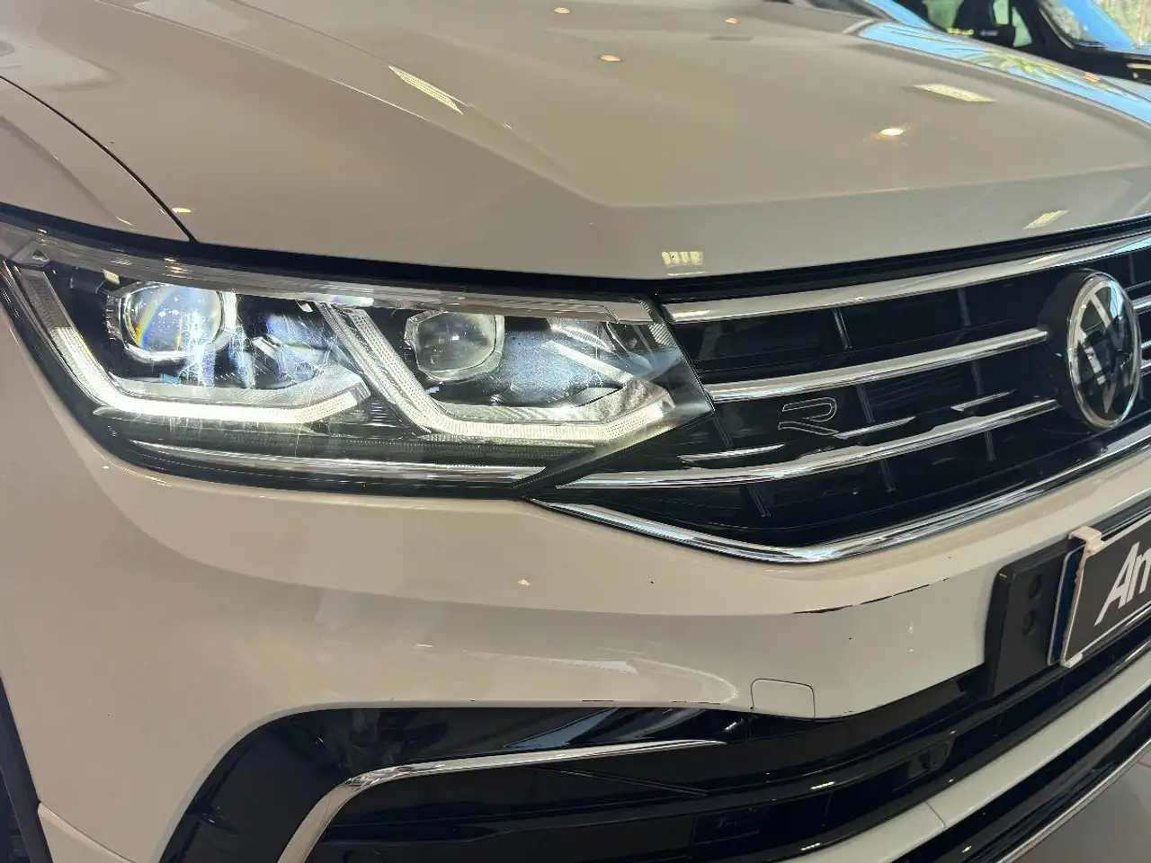 Volkswagen Tiguan 2.0 TDI DSG R-Line Luci Ambient/Retroc, миниатюра 5