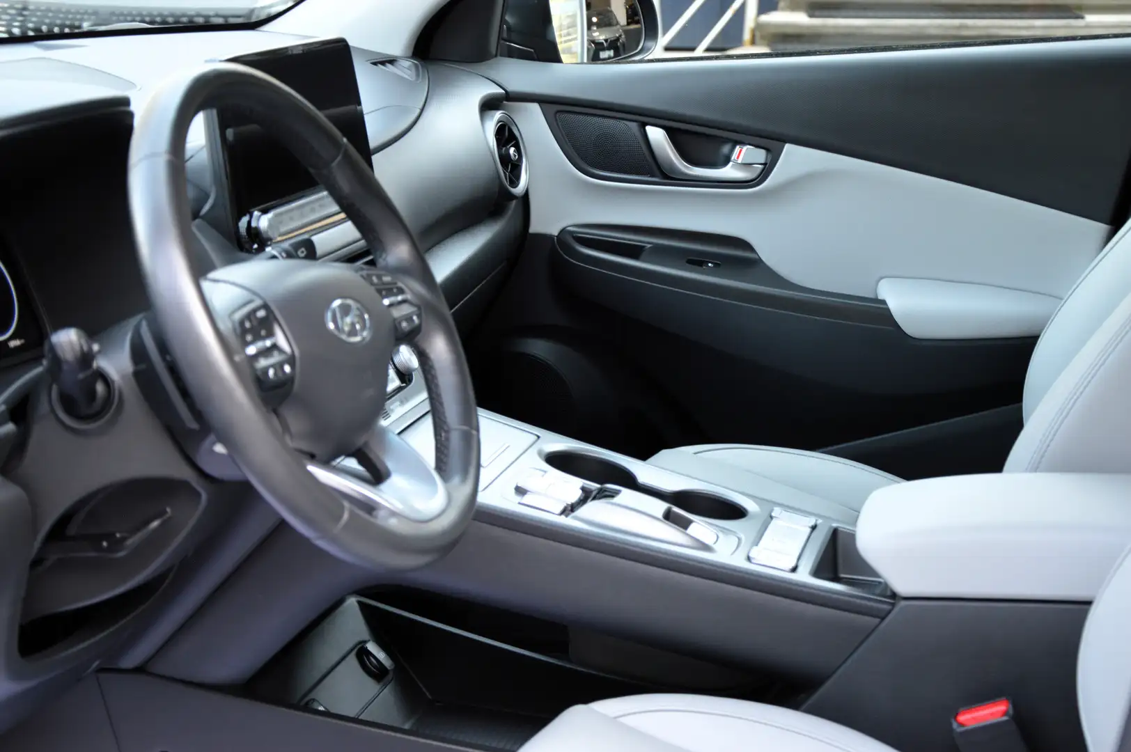 Hyundai KONA KONA Elektro 64kWh Prestige|LED|NAVI|HUD|KRELL|PDC Schwarz - 2