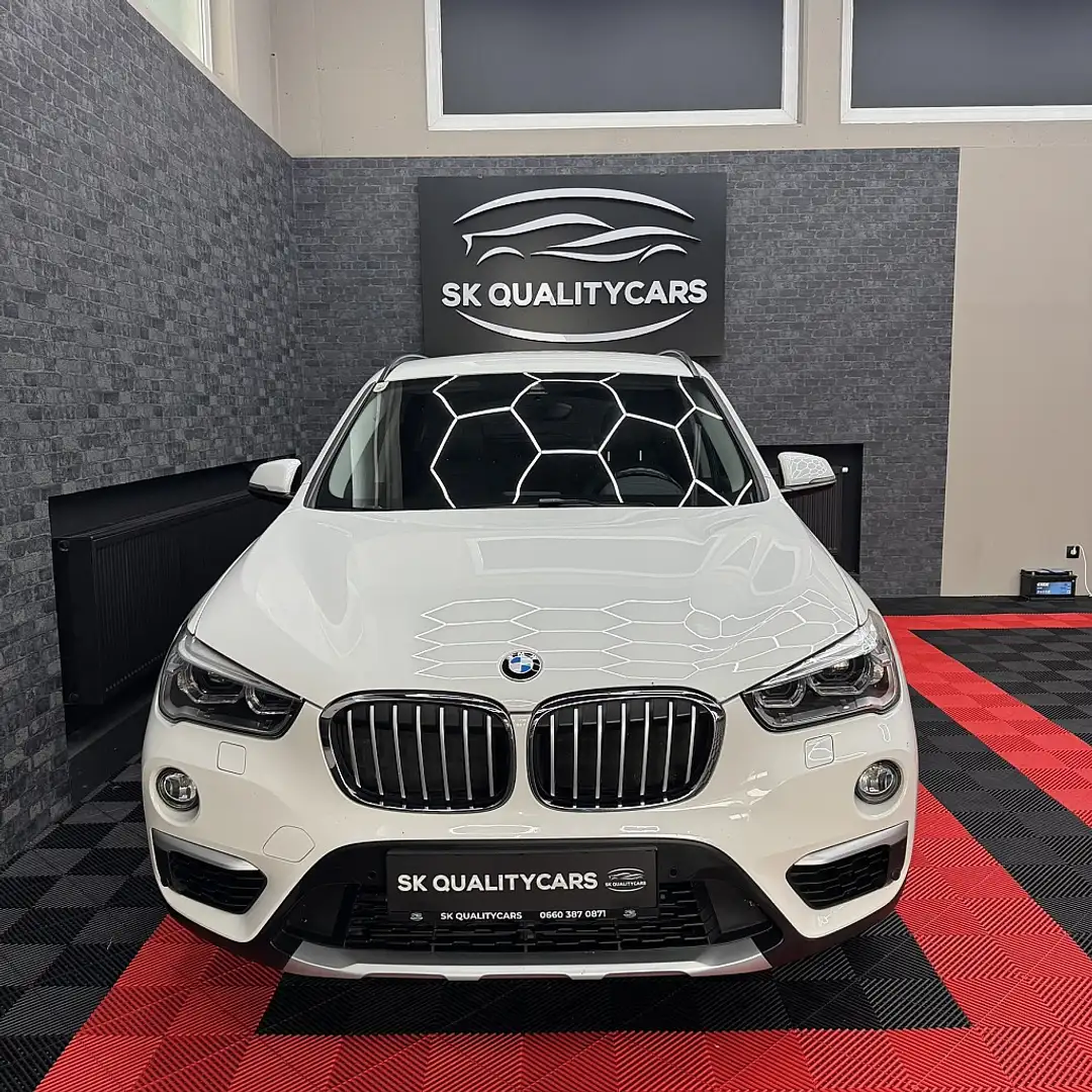 BMW X1 sDrive18d Blanc - 2