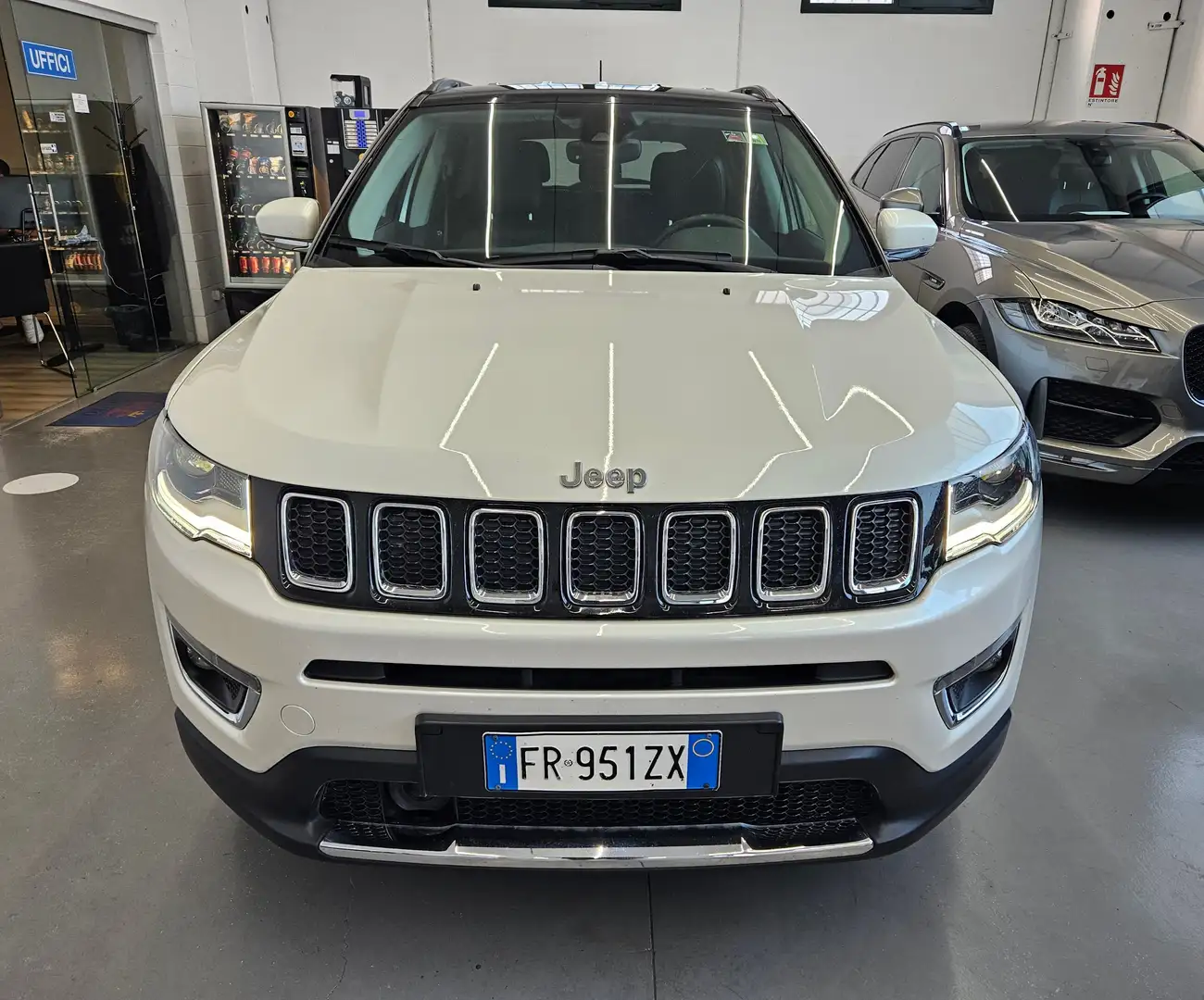 Jeep Compass 2.0 mjt Limited 4wd 140cv AUTO / NEOPATENTATI Bianco - 2