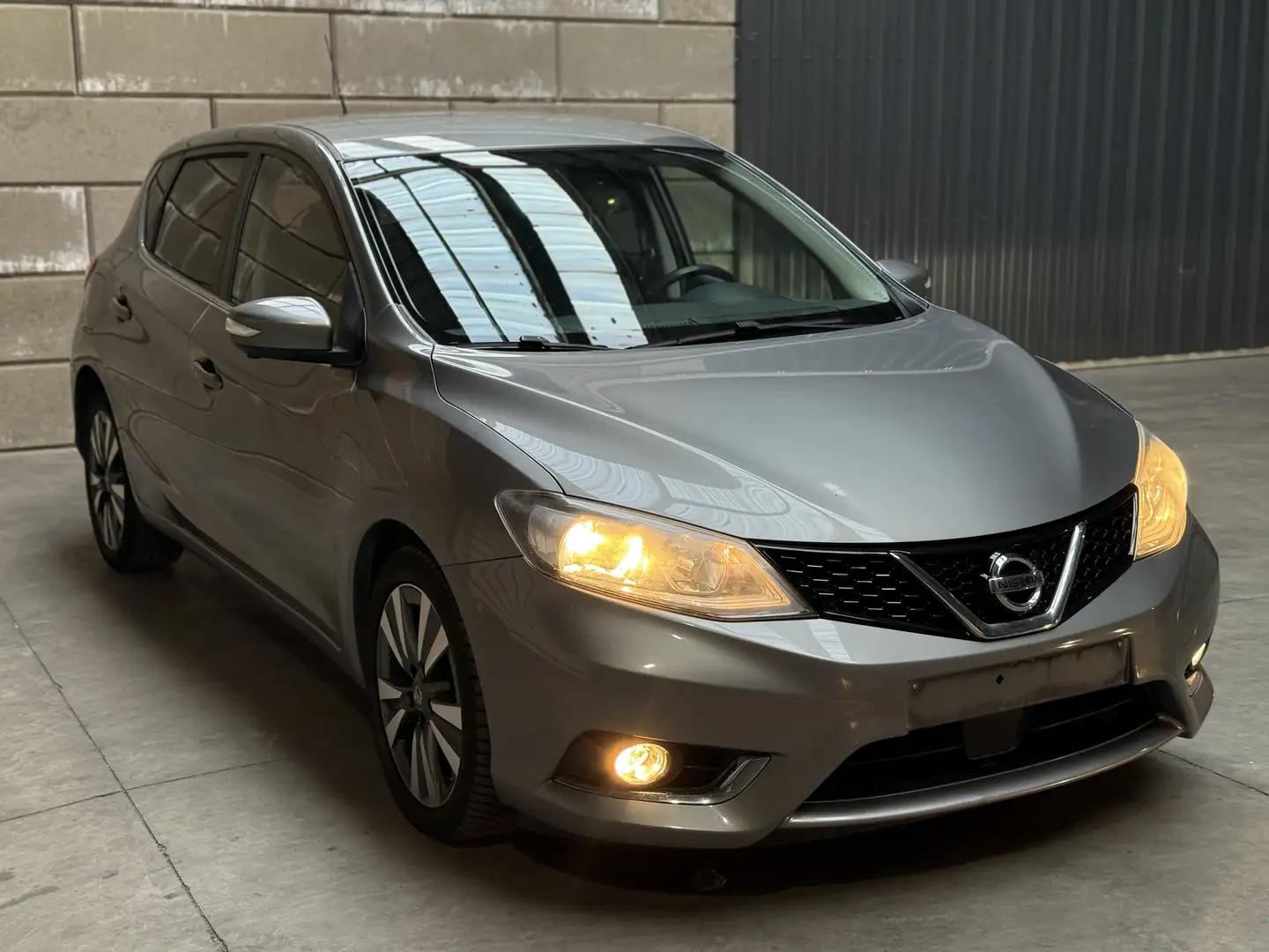 Nissan Pulsar 1.5 dCi 110 (Bruit moteur) Gri - 1