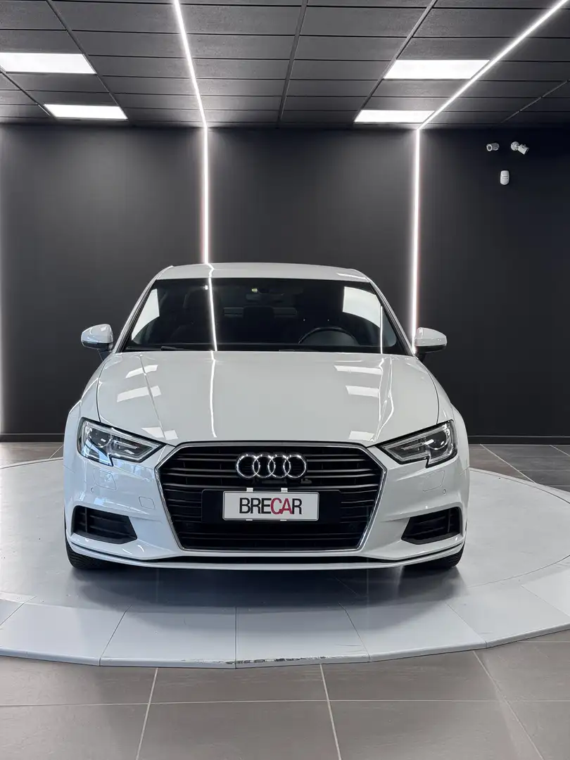 Audi A3 A3 Sedan 30 1.6 tdi Design 116cv Bianco - 2