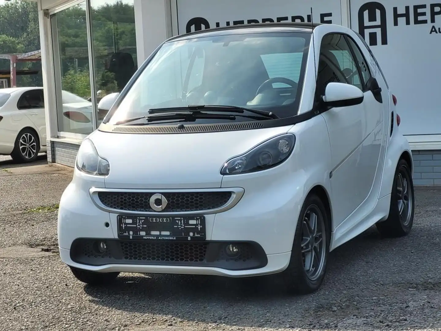 smart forTwo fortwo coupe pulse PANO+SHZ+BRABUS 15" Weiß - 2