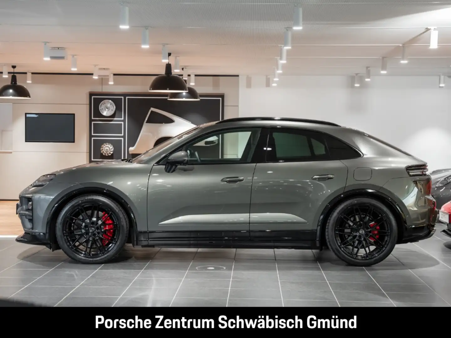 Porsche Macan Turbo BOSE Sport Chrono Panoramadach LED Vert - 2