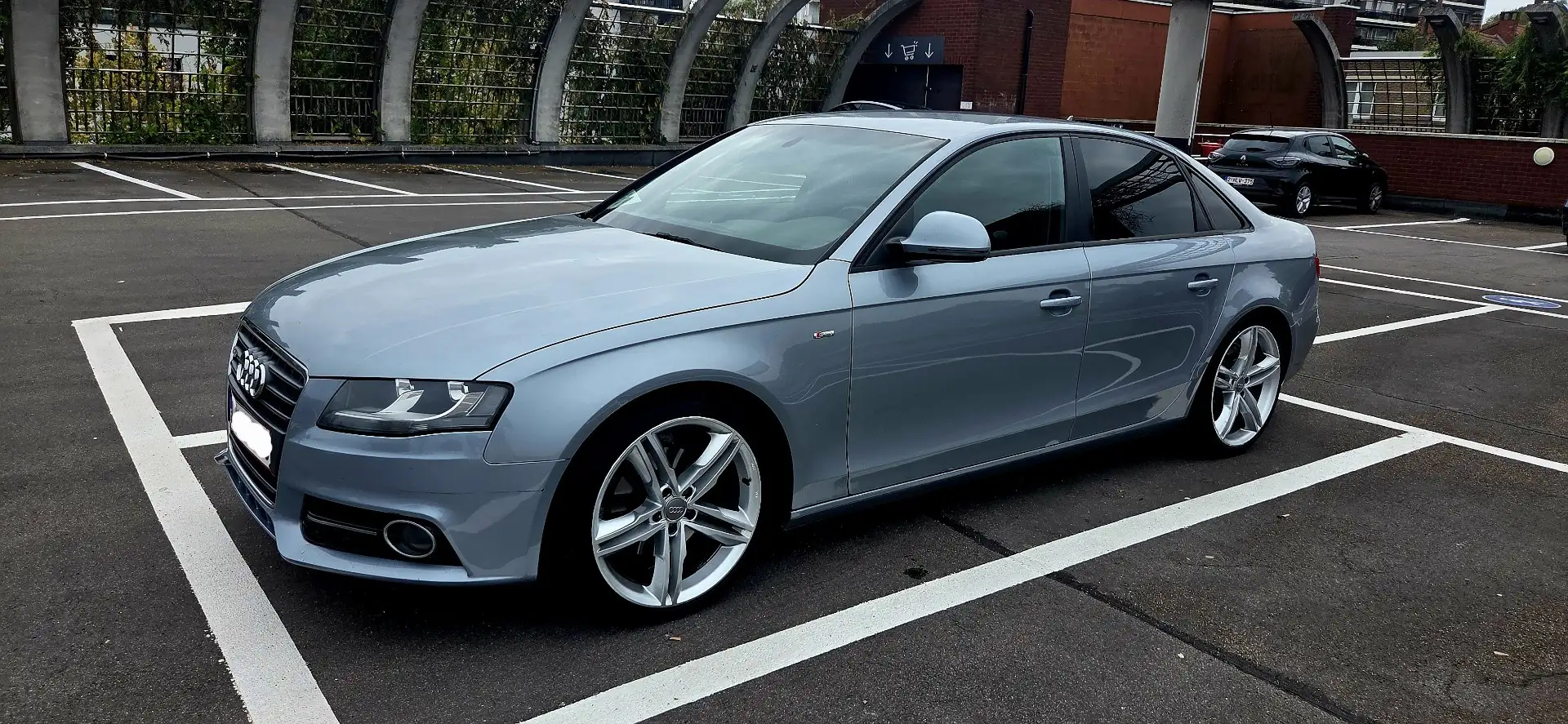 Audi A4 1.8 TFSI S line Sportpaket (plus) - 2