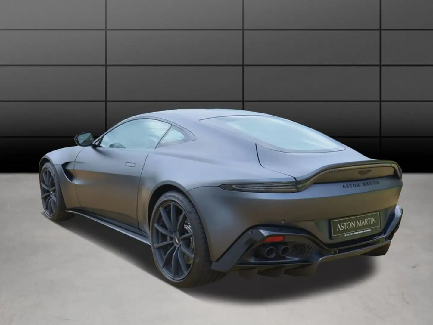 Aston Martin V8 Gri - 2