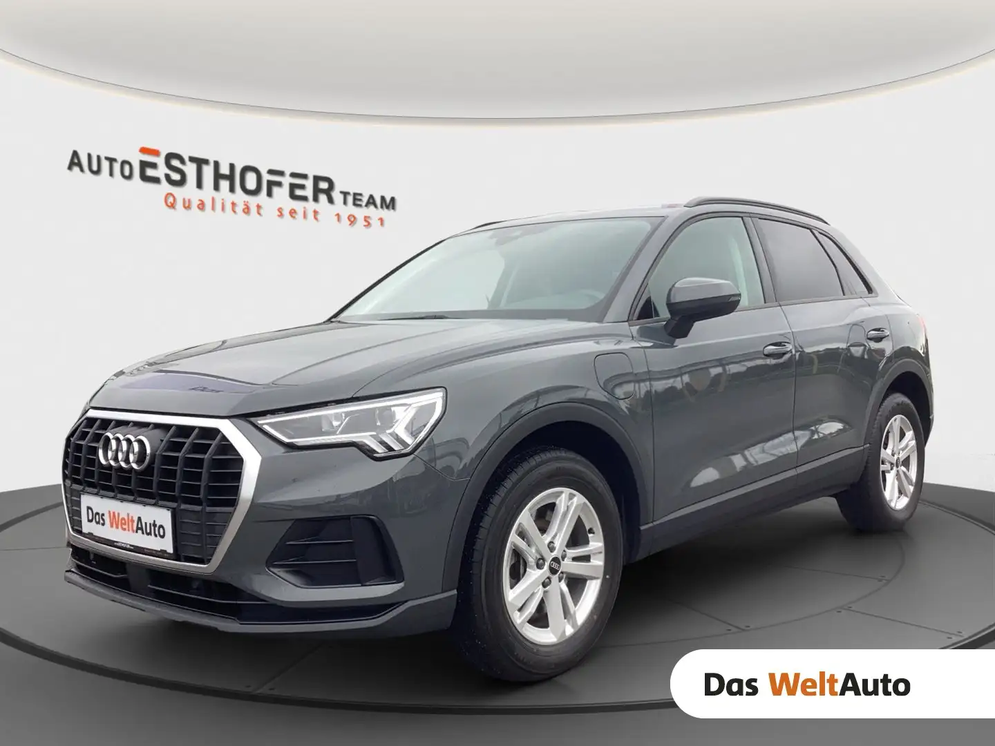 Audi Q3 e-tron 45 TFSI e Gris - 1