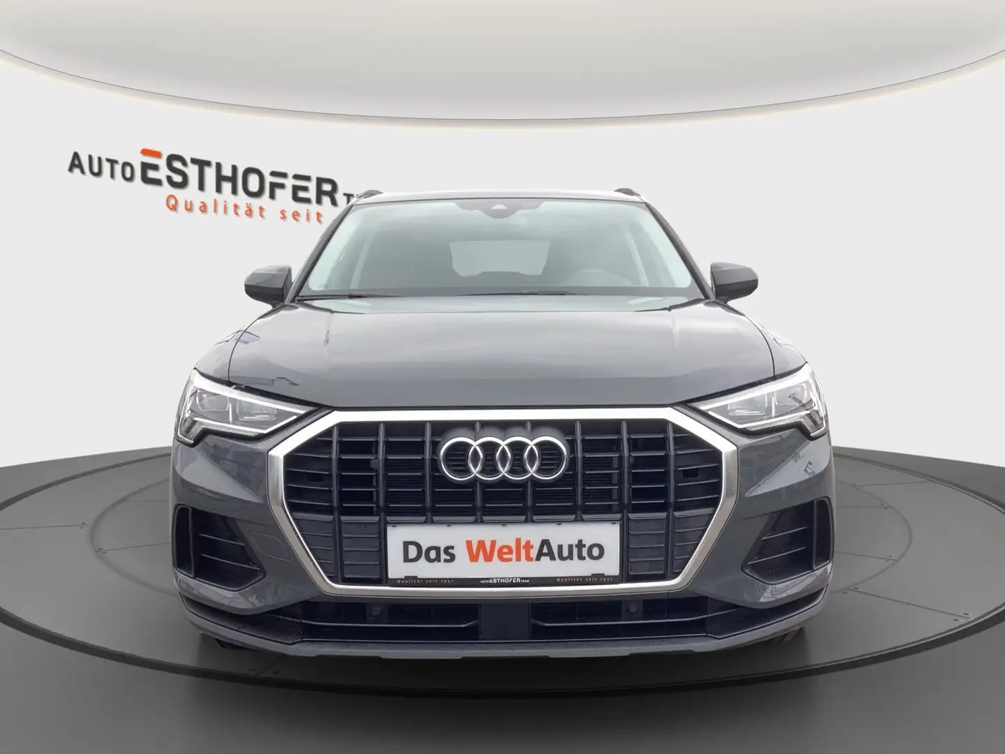 Audi Q3 e-tron 45 TFSI e Gris - 2