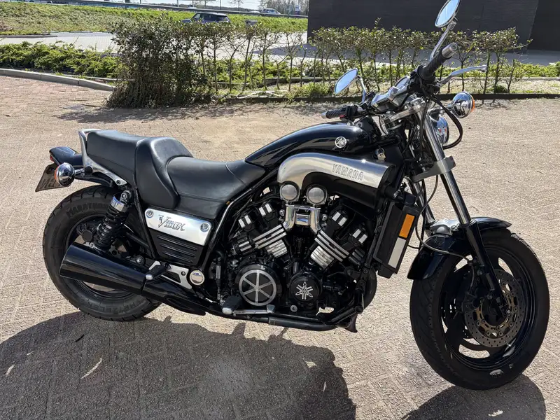 Yamaha VMAX - foto 6