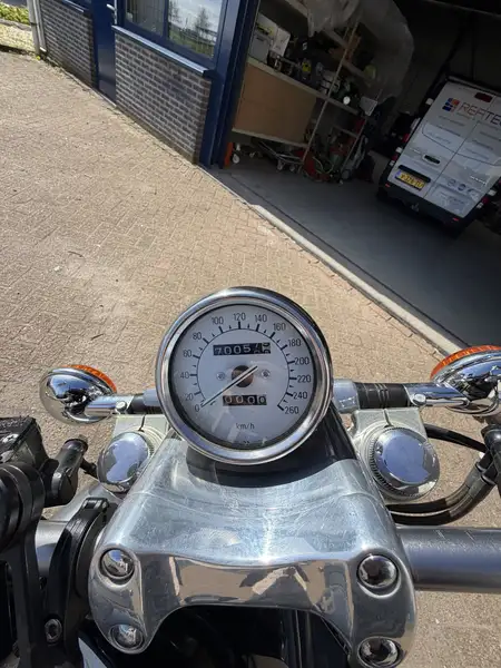 Yamaha VMAX - foto 4