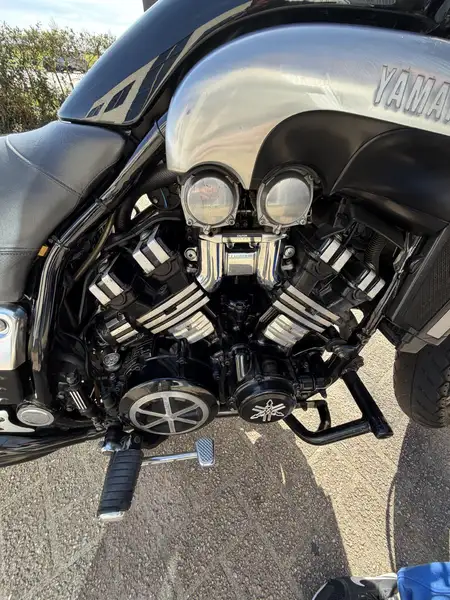 Yamaha VMAX - foto 7