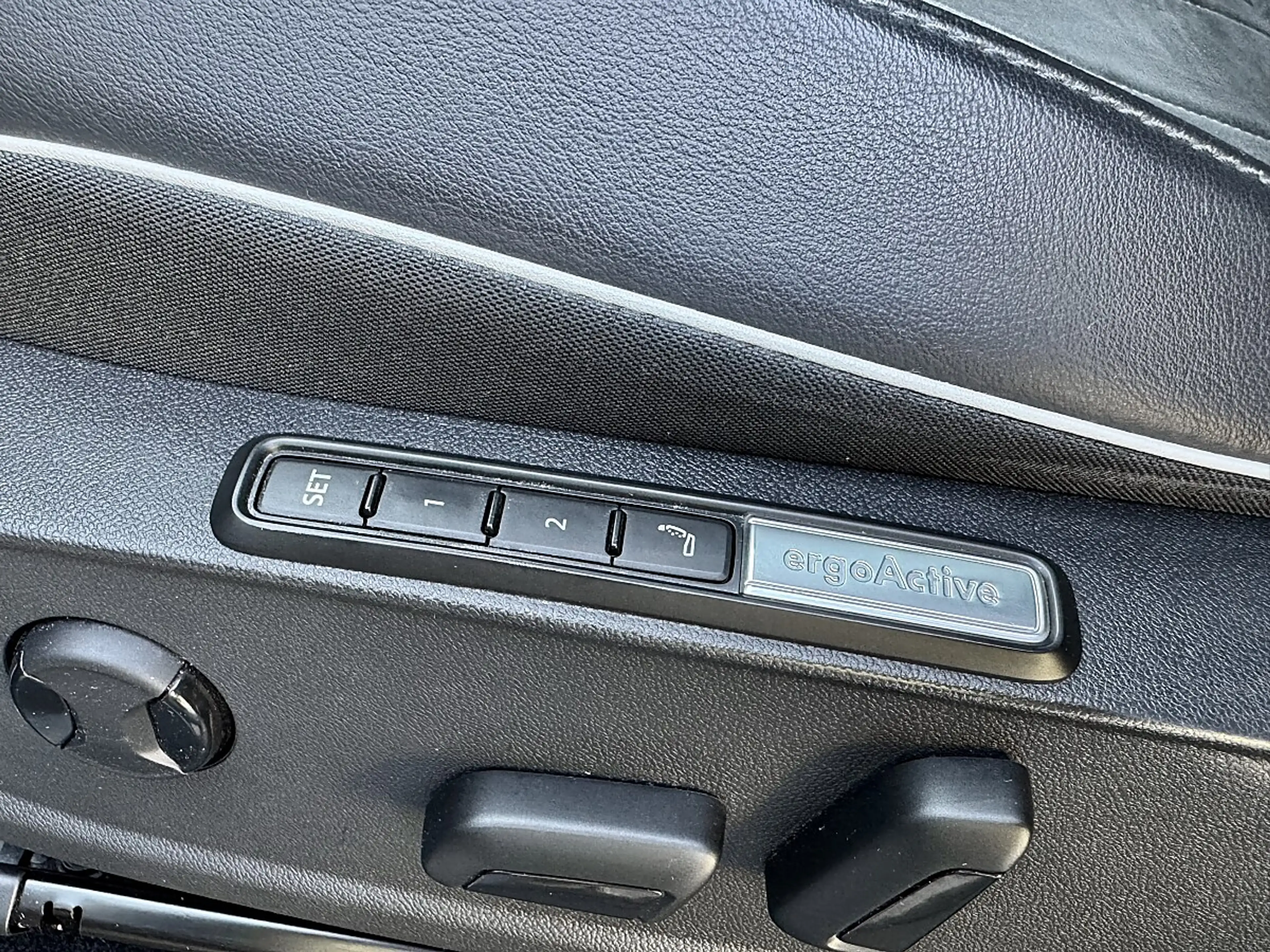 Volkswagen ID.5 GTX 77kWh Garantie/Pano/Massage/AHK/360Grad/Ass... — photo 14