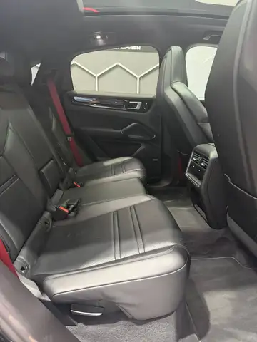 Porsche Cayenne E-Hybrid *Coupe* Ansicht 36