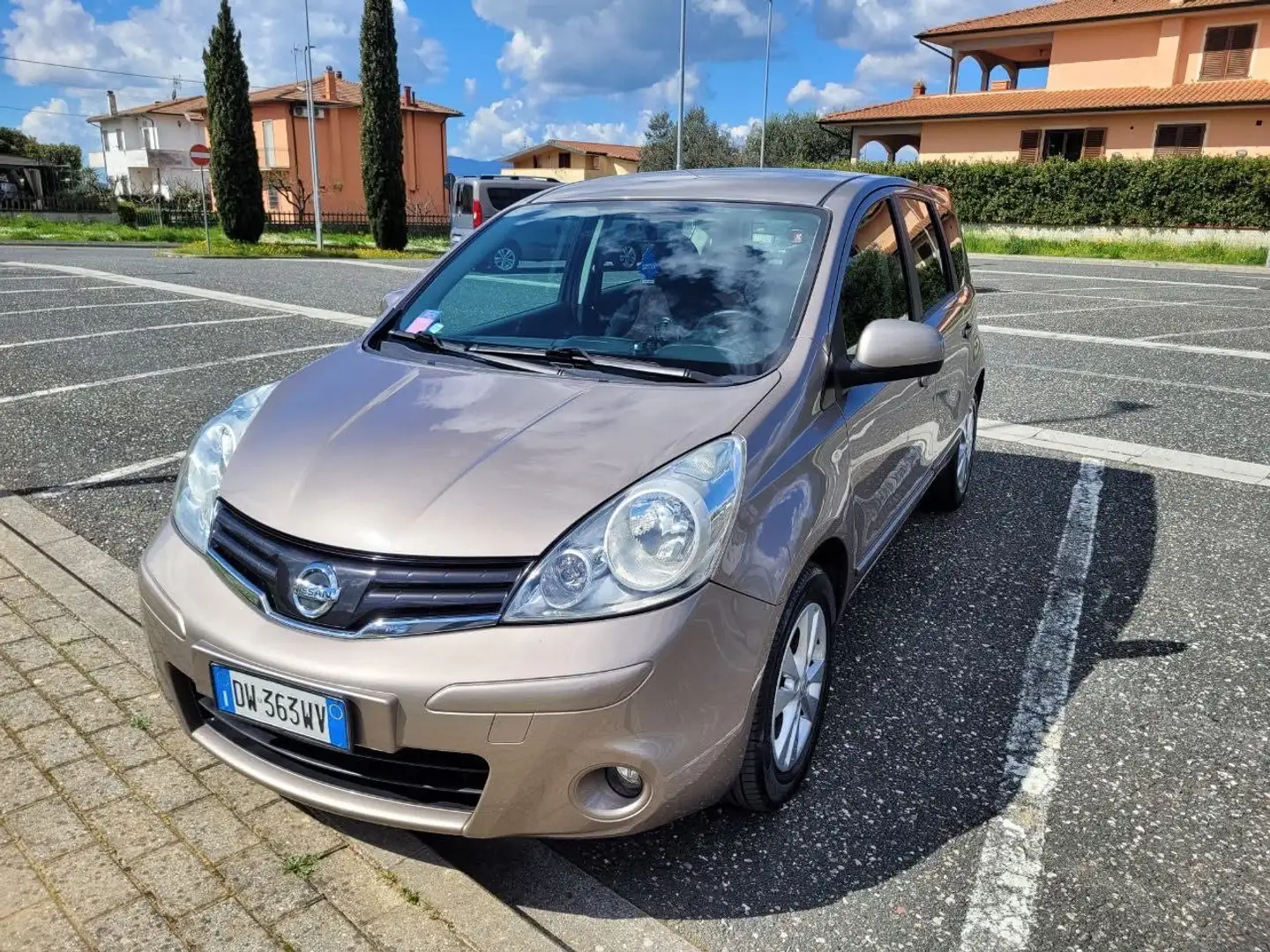 Nissan Note 1.4 16v Acenta per NEOPATENTATI Beige - 1