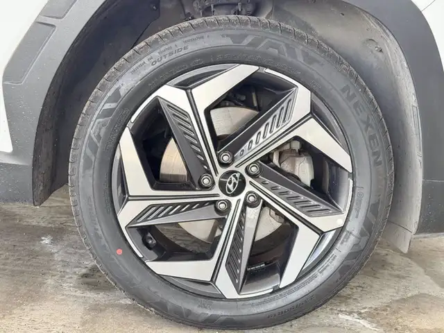 Hyundai Tucson view 15