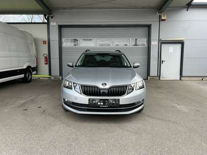 Skoda Octavia Combi 1,6 TDI Style NAVI/VOLLLEDER/KLIMAAUTO.