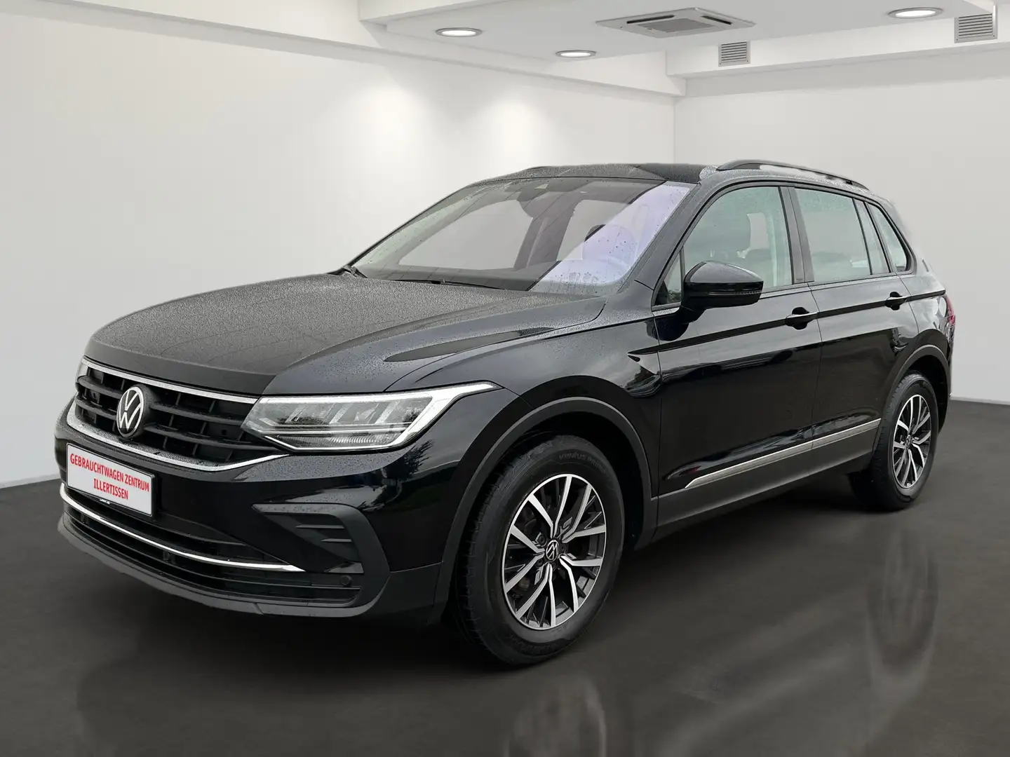Volkswagen Tiguan 2.0 TDI Life *LED*NAVI*KAMERA* Schwarz - 2