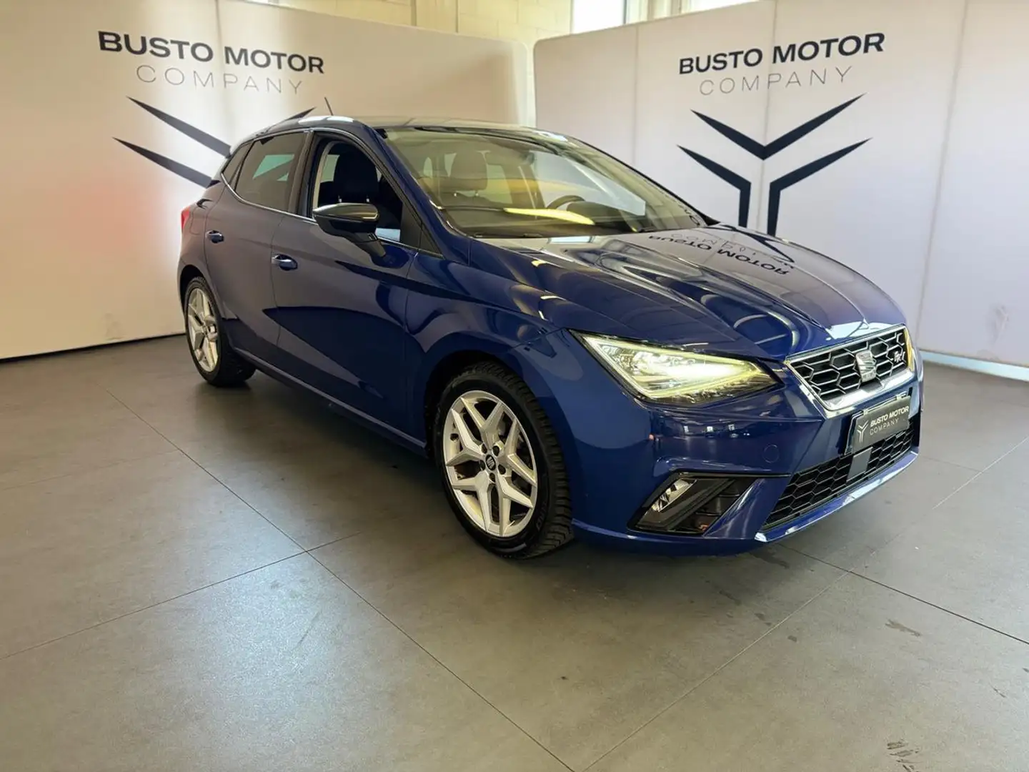 SEAT Ibiza 1.0 EcoTSI 95 CV 5 porte FR Bleu - 1