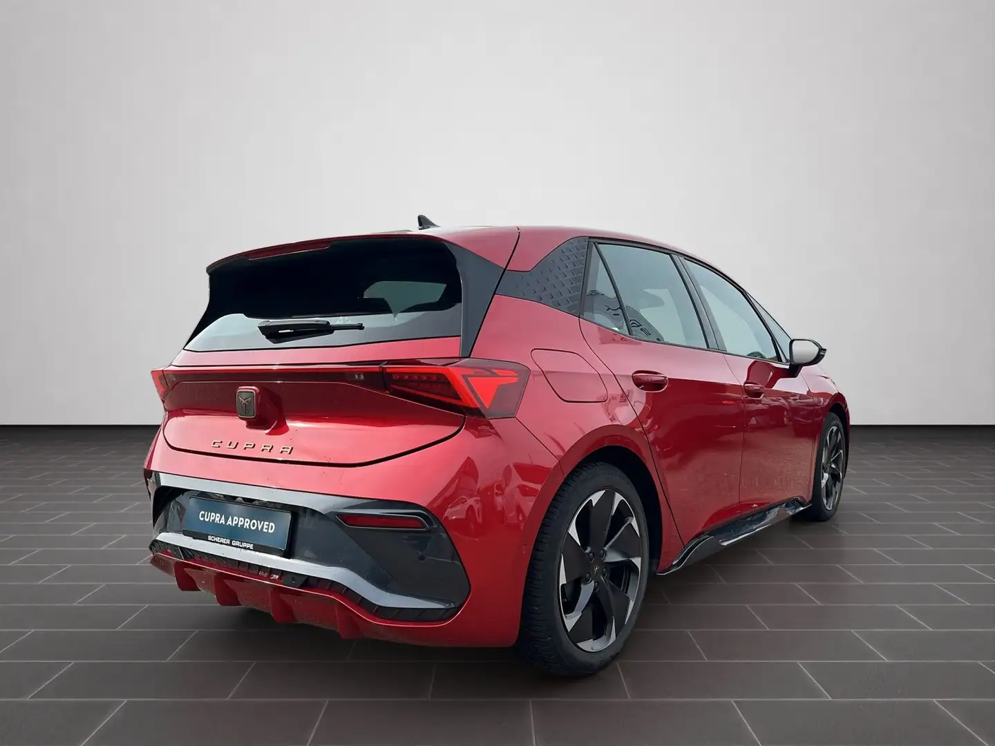 CUPRA Born 150 kW Pilot M Tech L Below Zero Rojo - 2