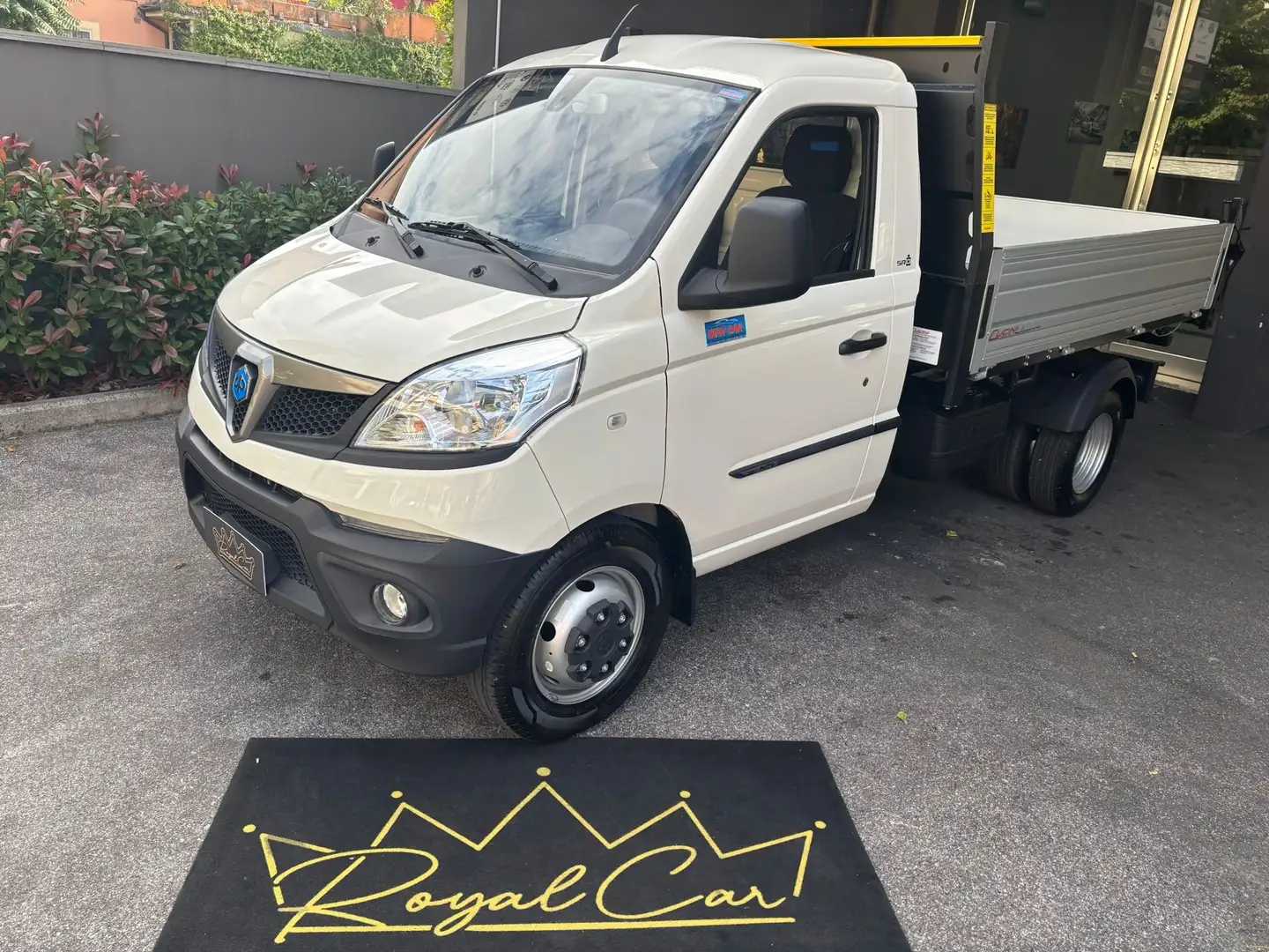 Piaggio Porter NP6 TW CHAS 300 SR LPG Biały - 1