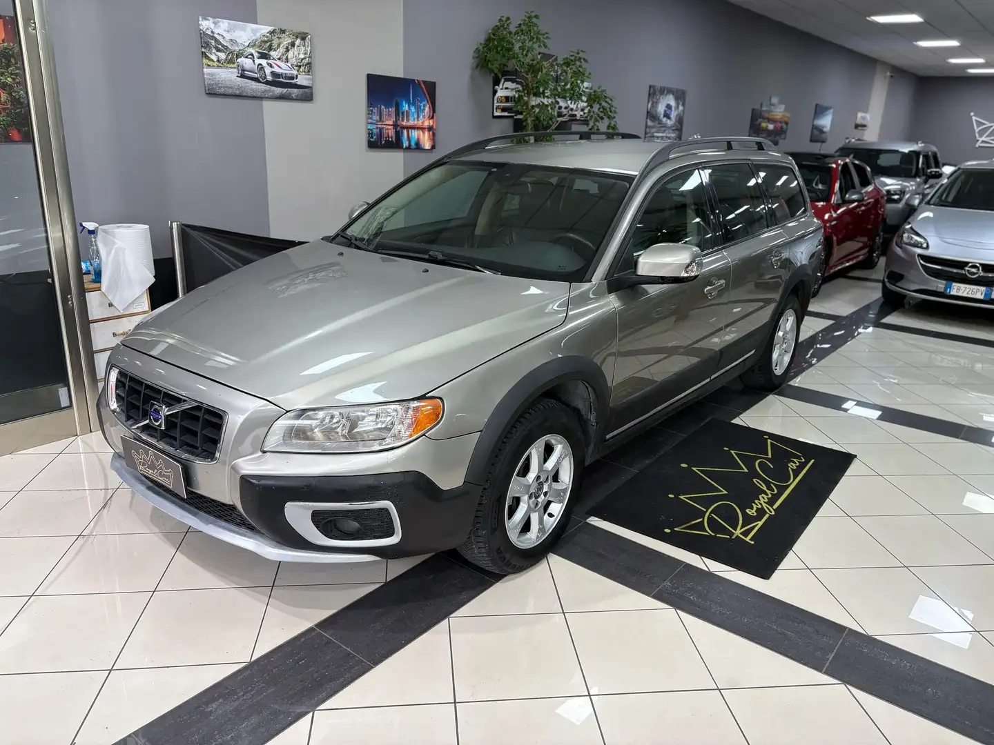 Volvo XC70 2.4 d5 Summum awd 185cv auto Beige - 1