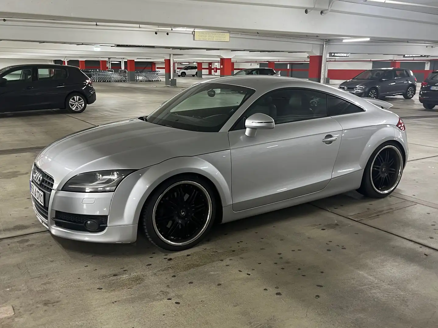 Audi TT TT Coupe 2.0 TFSI Срібний - 1