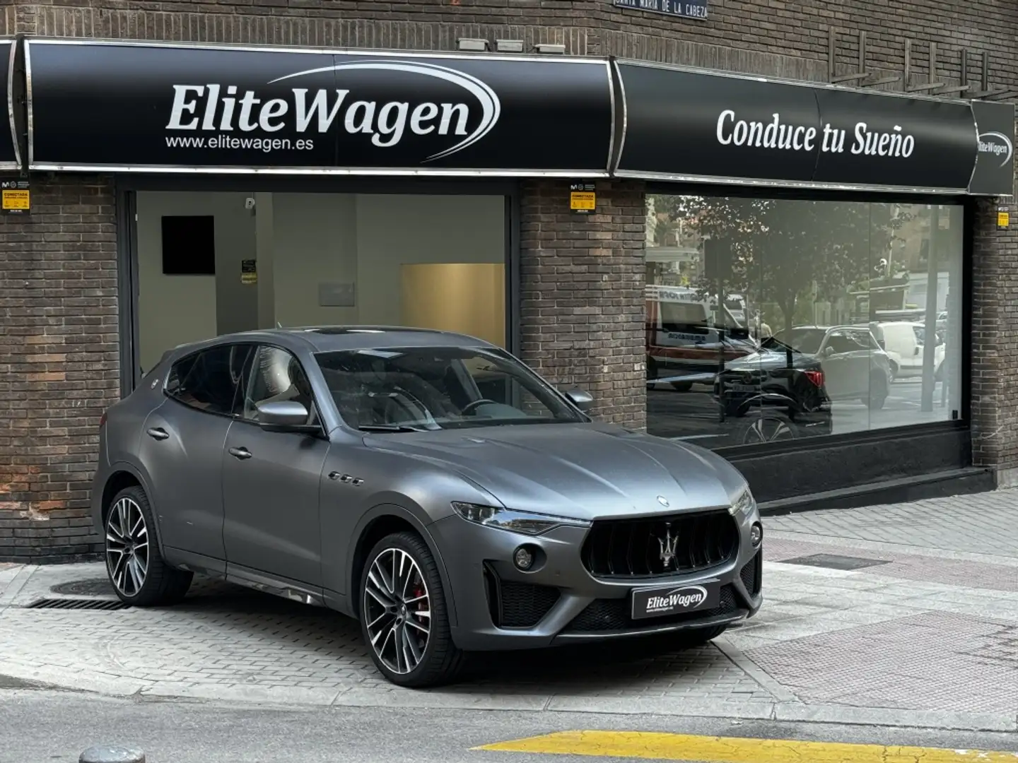 Maserati Levante 580 Trofeo Aut. Gris - 1