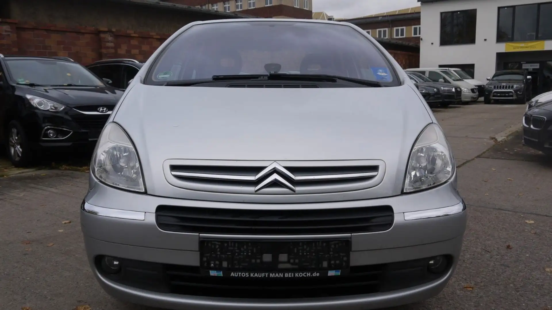 Citroen Xsara Picasso 2.0 16V Exclusive Automatik Gris - 2