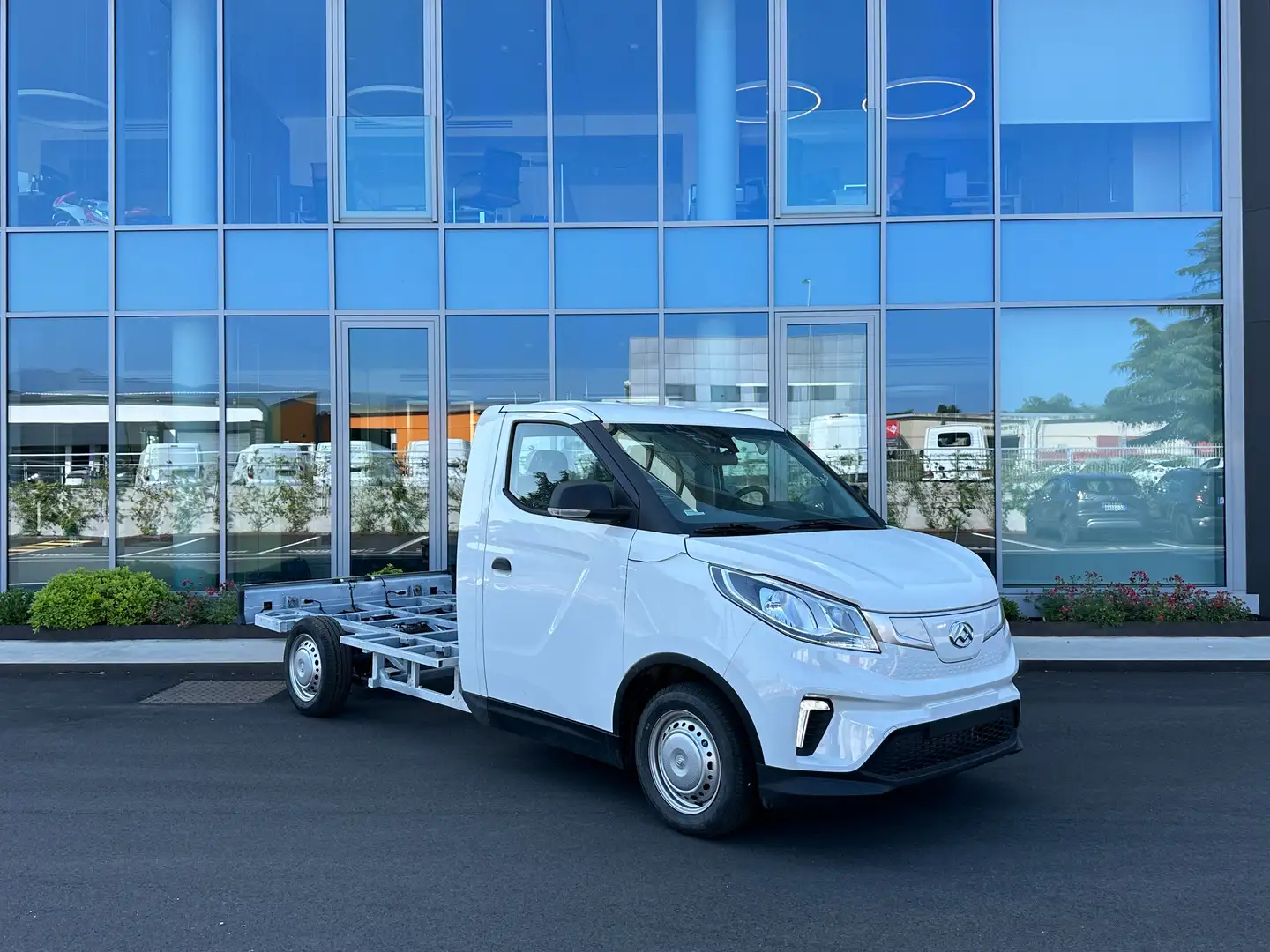 Maxus eDeliver 3 Chassis Cab 50 KWh Pronta Consegna Bianco - 1