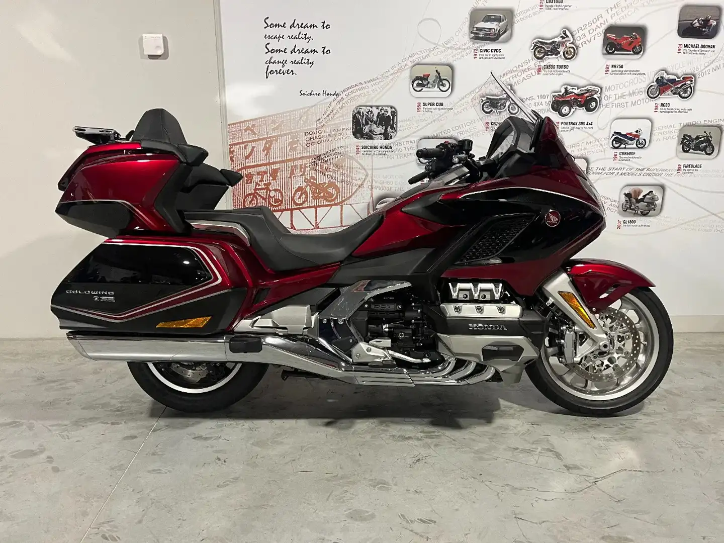Honda GL 1800 Goldwing DCT Deluxe in topstaat - 2