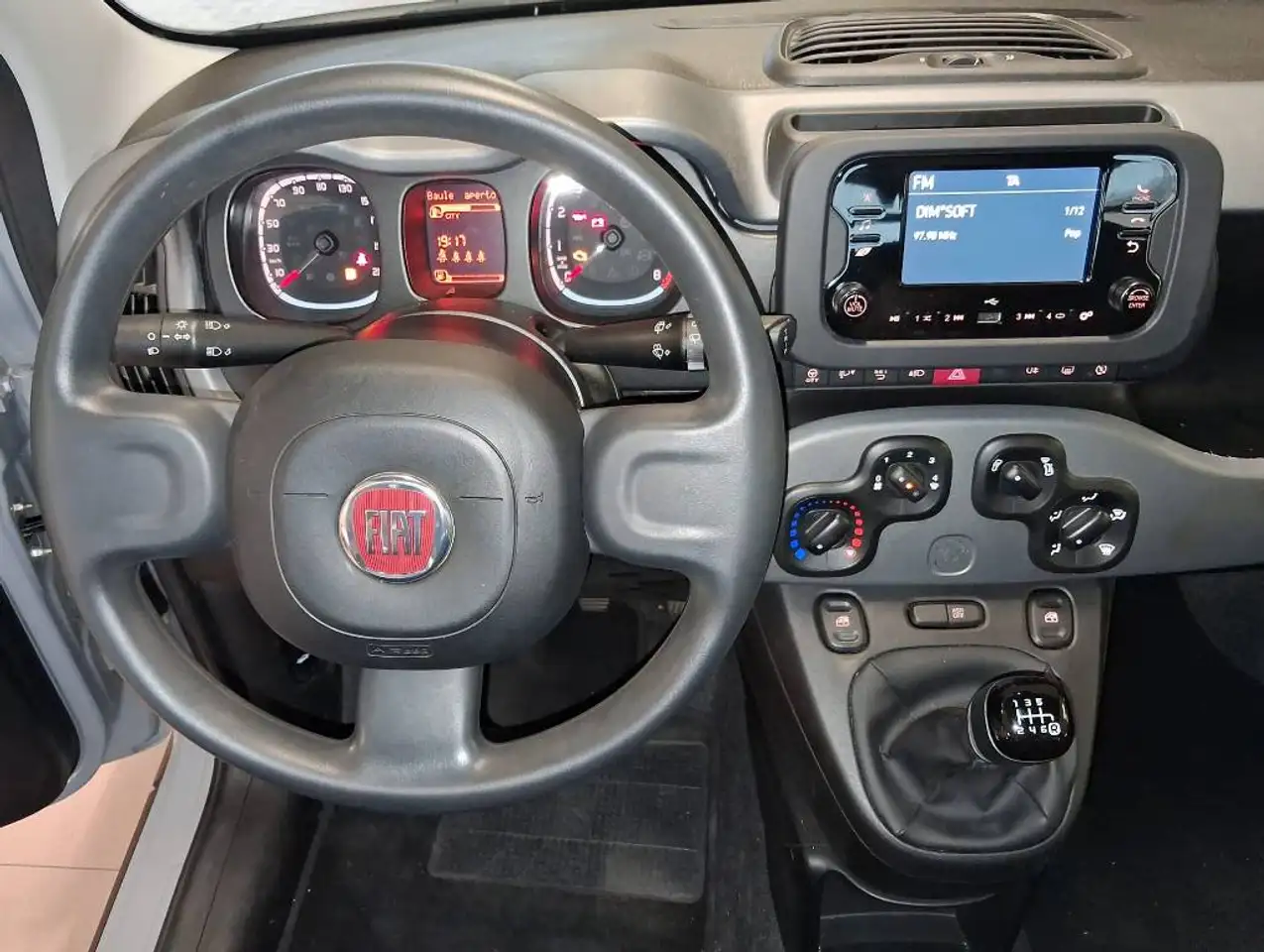 Fiat Panda 1.0 firefly hybrid City Life, миниатюра 12