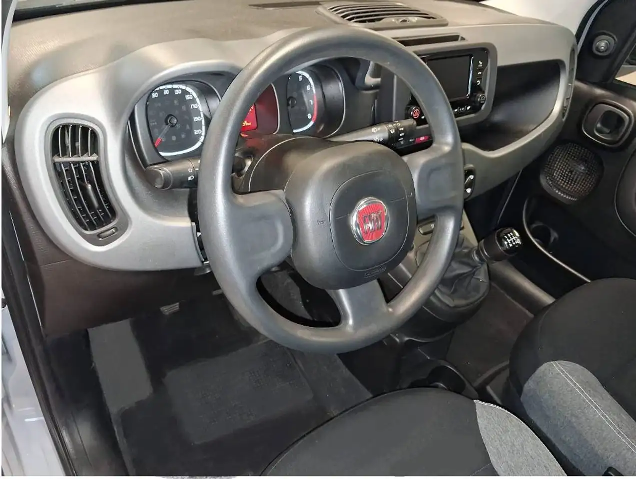 Fiat Panda 1.0 firefly hybrid City Life, миниатюра 11