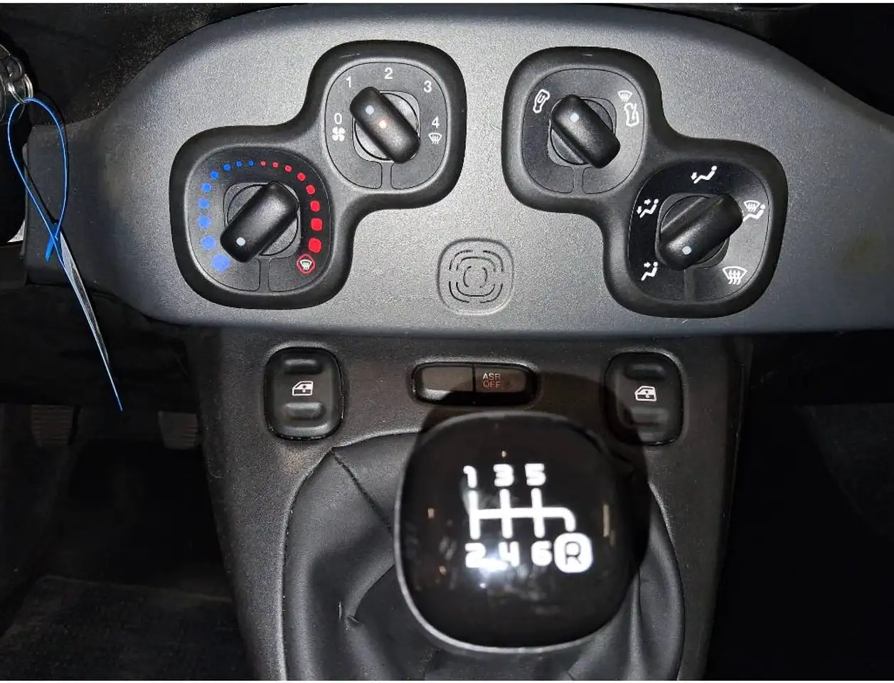 Fiat Panda 1.0 firefly hybrid City Life, миниатюра 15