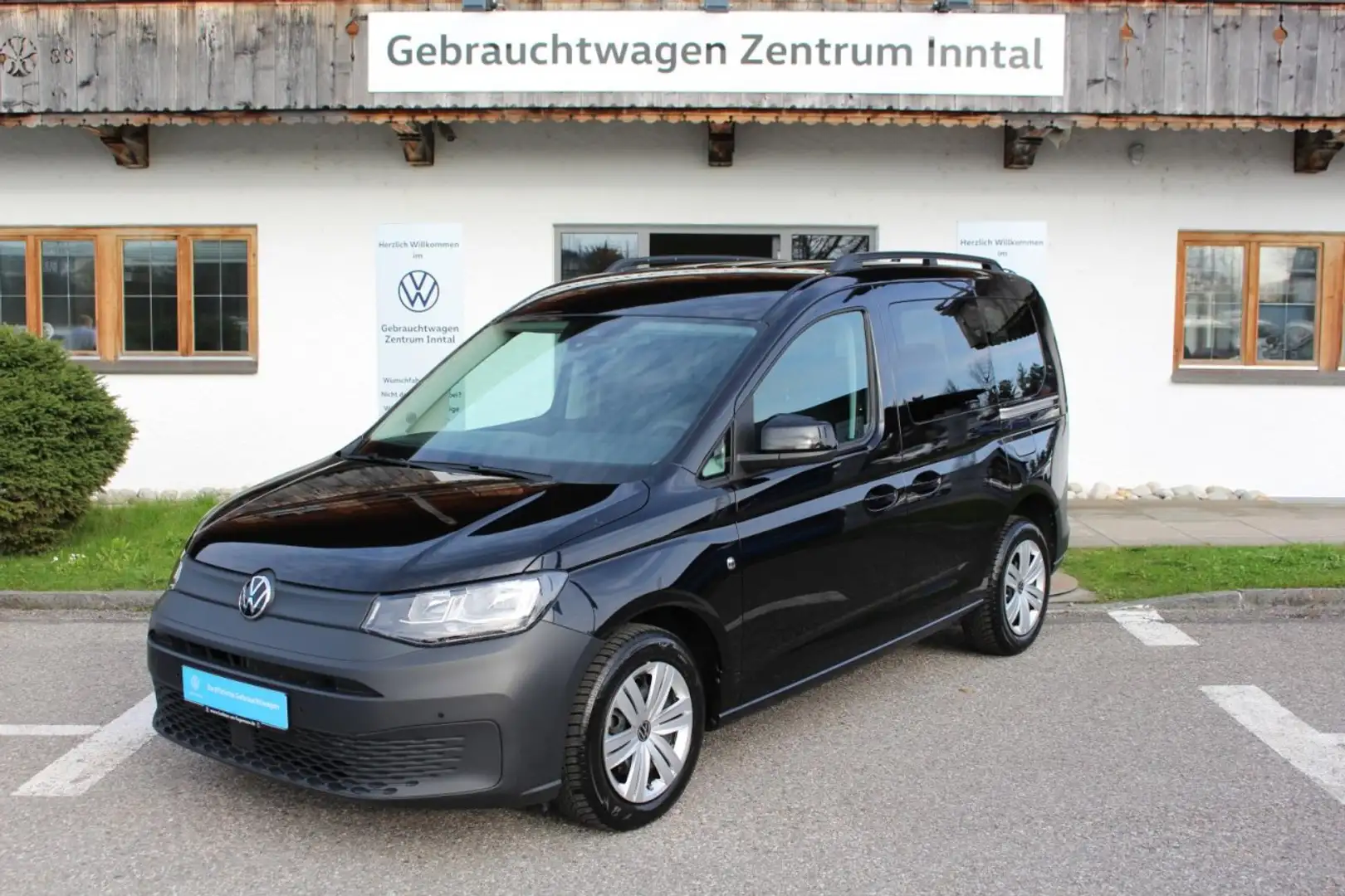 Volkswagen Caddy Basis 2.0 TDI( PDC, Standheizung ) Klima Schwarz - 2
