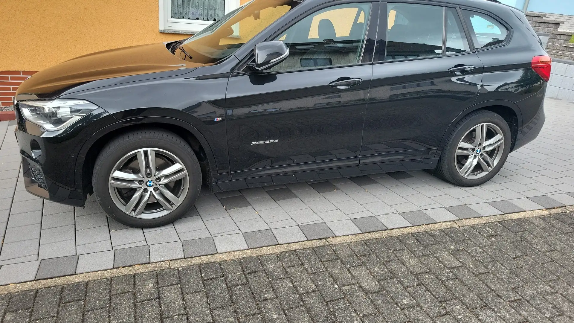 BMW X1 xDrive25d Aut. M Sport - 2