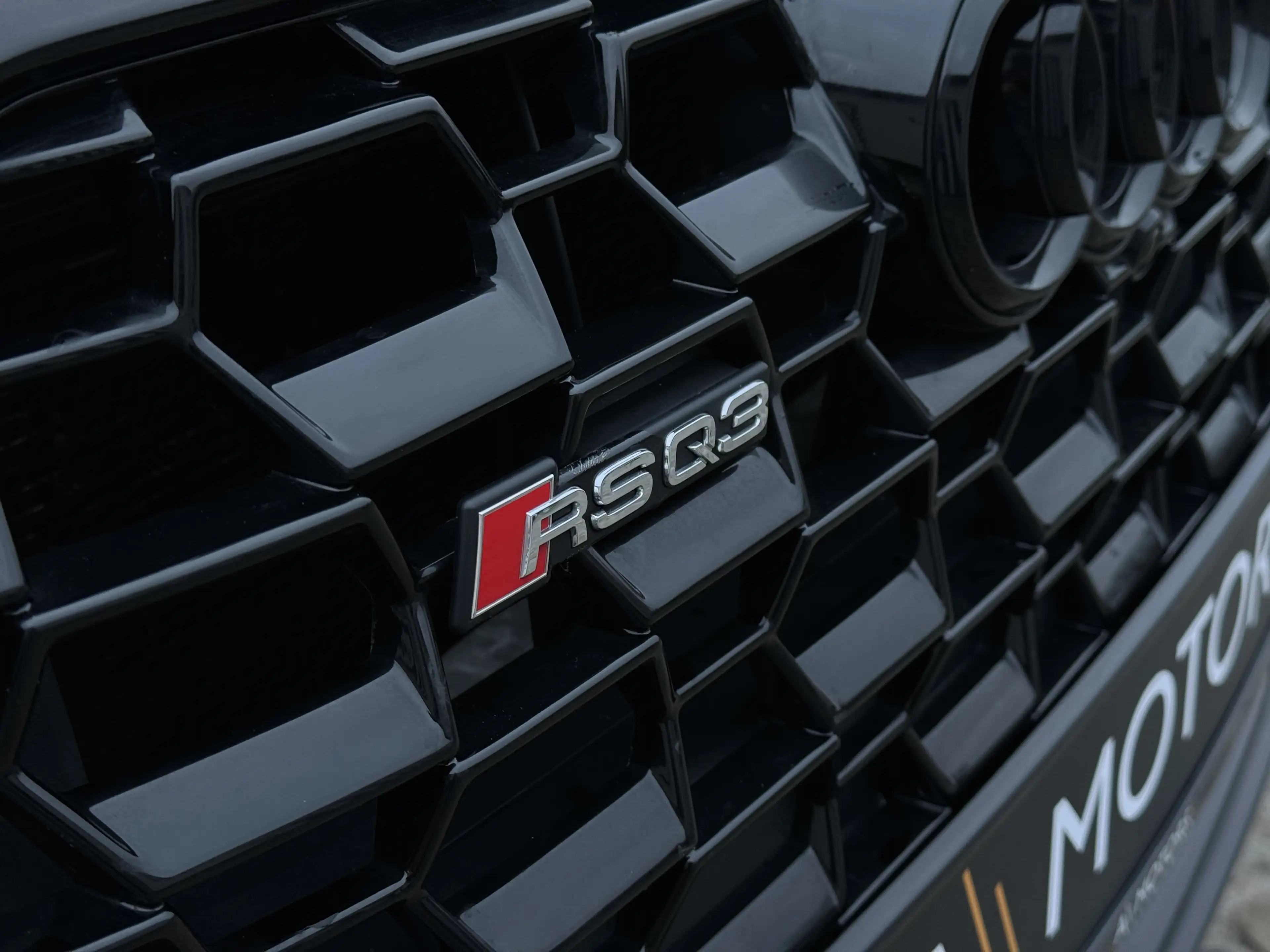 Audi RS Q3 Sportback 2.5 TFSI Quattro S tronic — photo 8