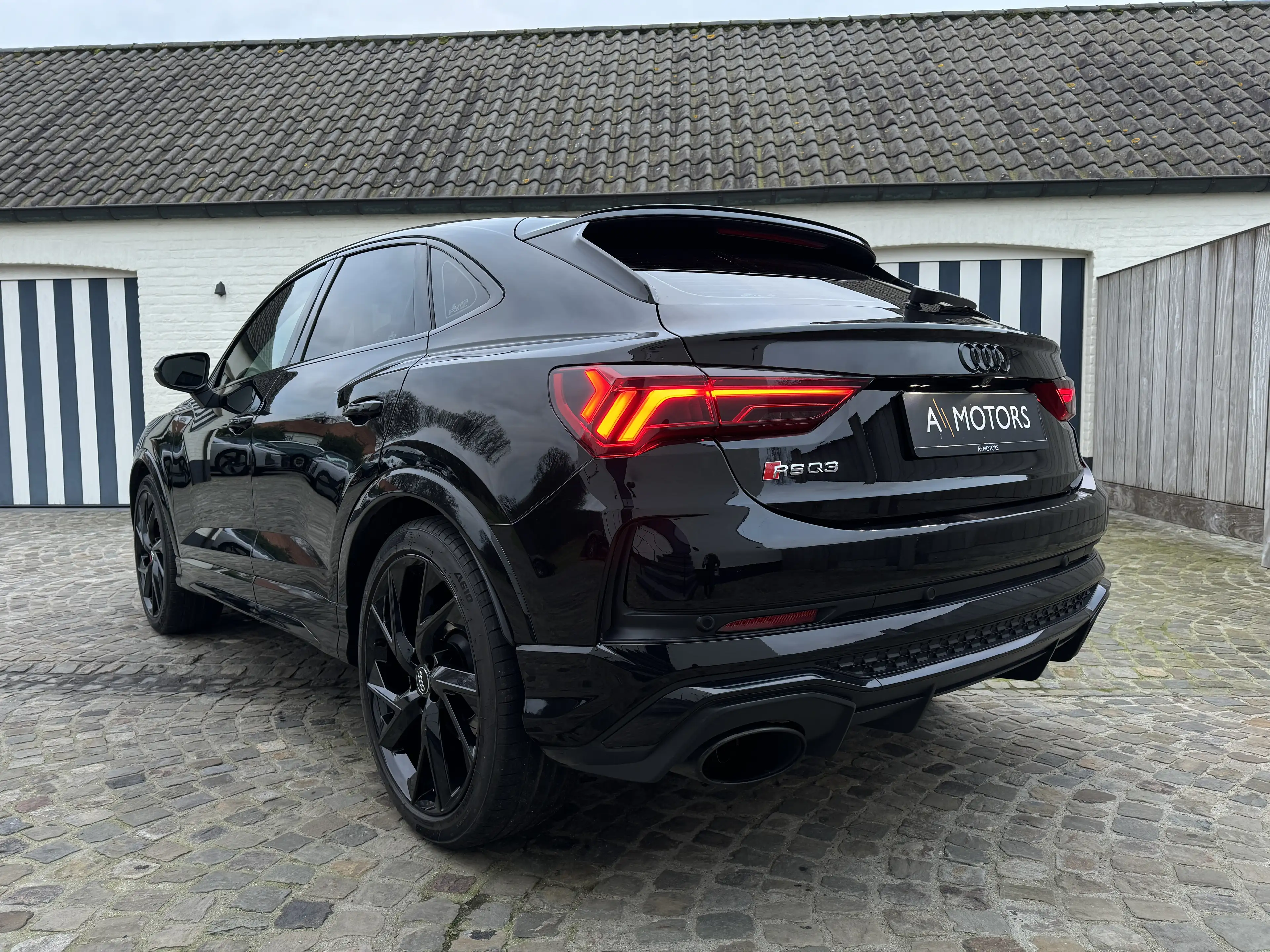 Audi RS Q3 Sportback 2.5 TFSI Quattro S tronic — photo 4