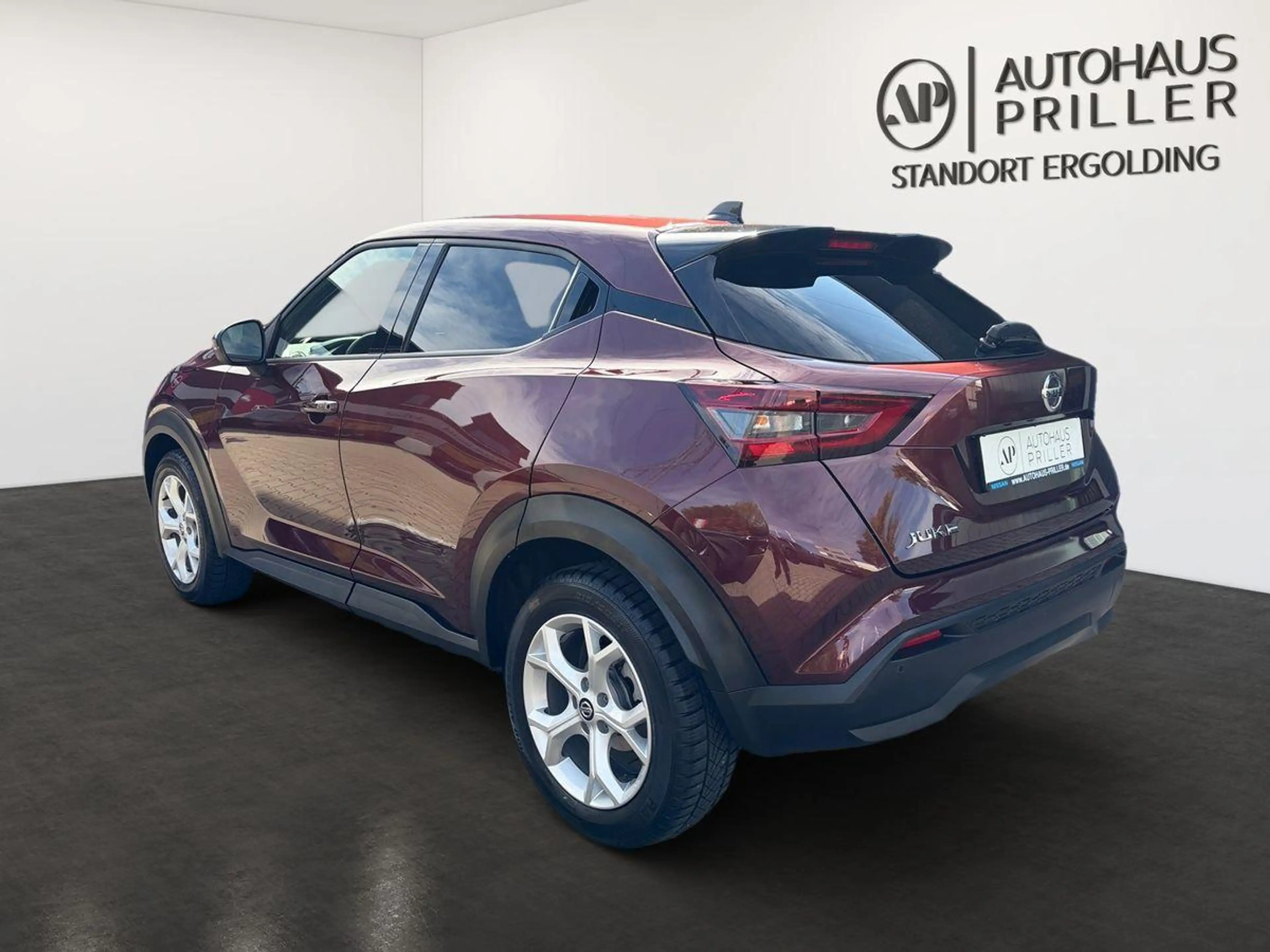 Nissan Juke 1.0 DIG-T AT N-Connecta *WINTER-PAKET* — photo 8