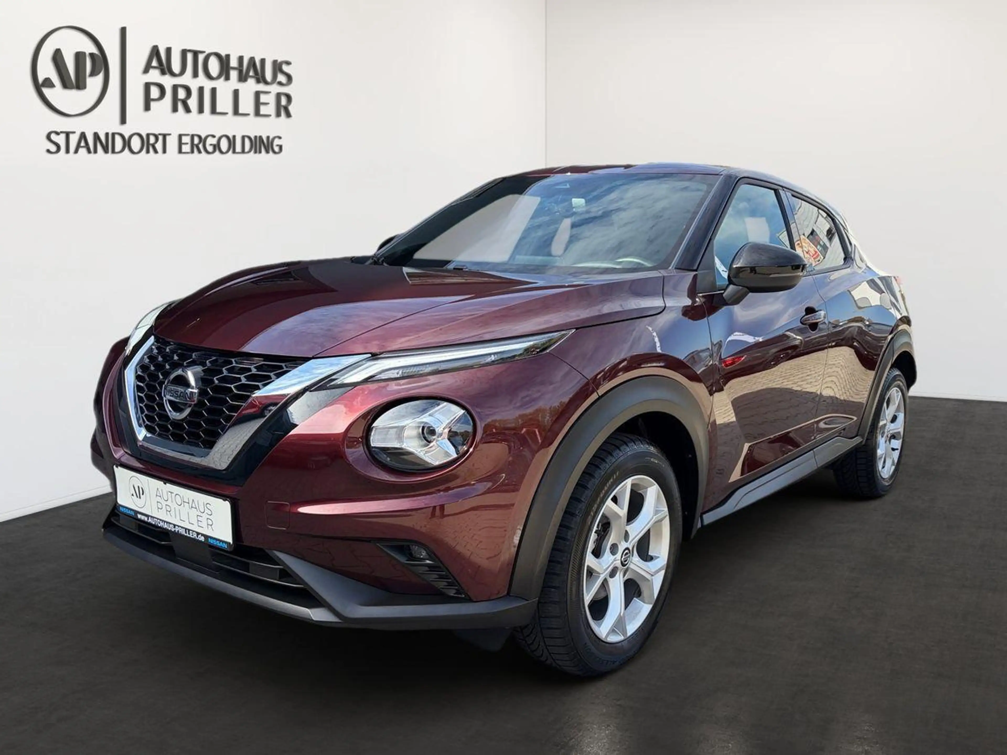 Nissan Juke 1.0 DIG-T AT N-Connecta *WINTER-PAKET* — photo 2