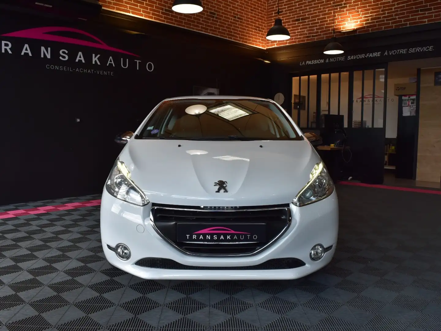 Peugeot 208 208 1.6 VTi 120ch BVM5 Allure Blanc - 2