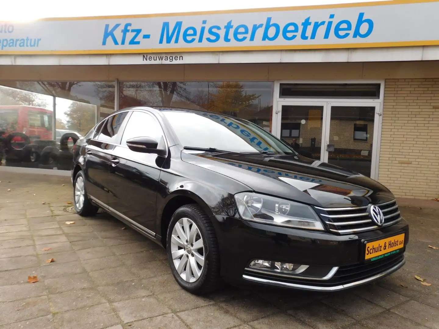Volkswagen Passat Lim. Comfortline BMT SHZ GJR GARANTIE! Schwarz - 1