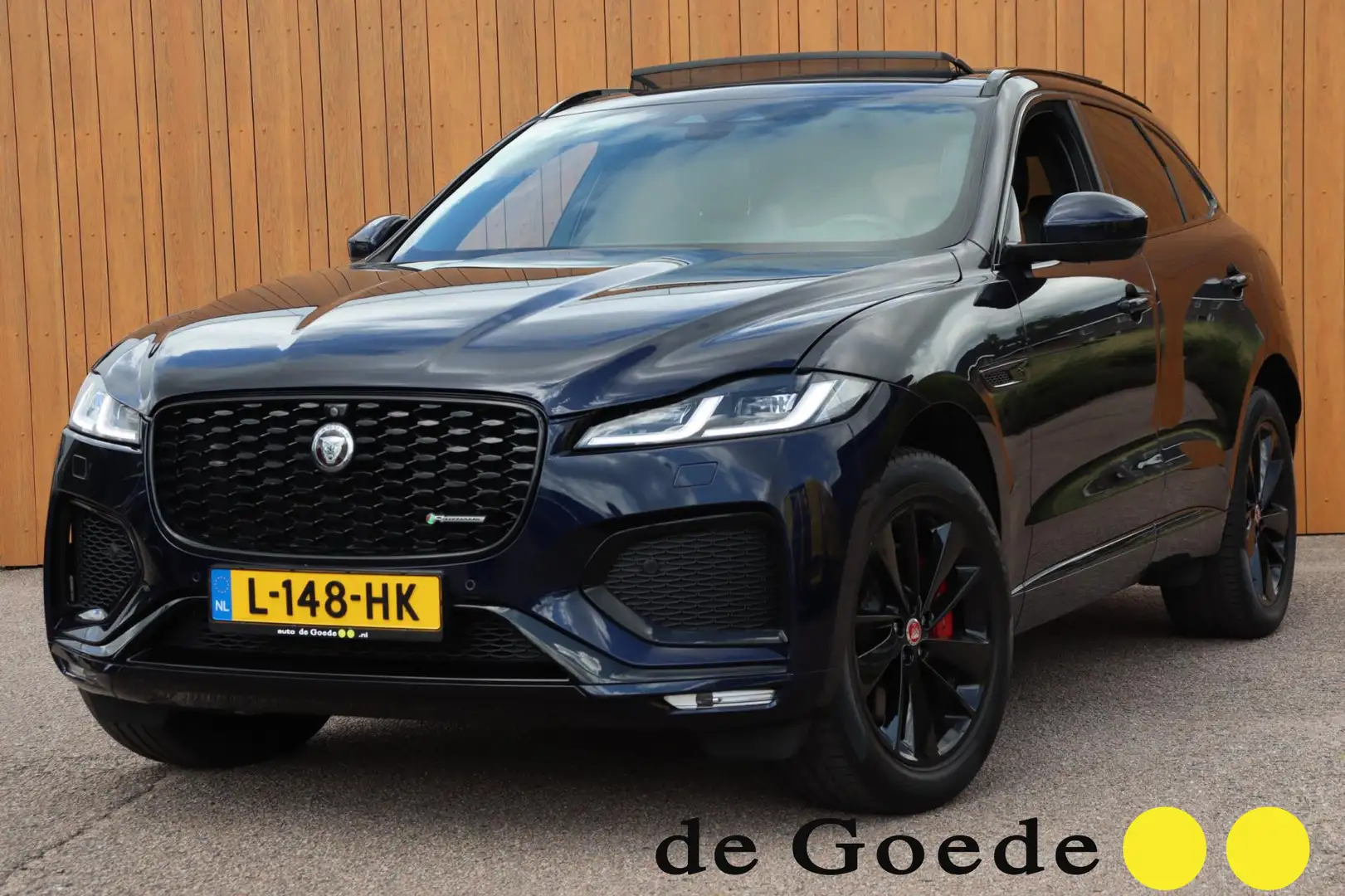 Jaguar F-Pace 2.0 P400e PHEV HSE R-Dynamic org.NL schuifdak trek Blauw - 1