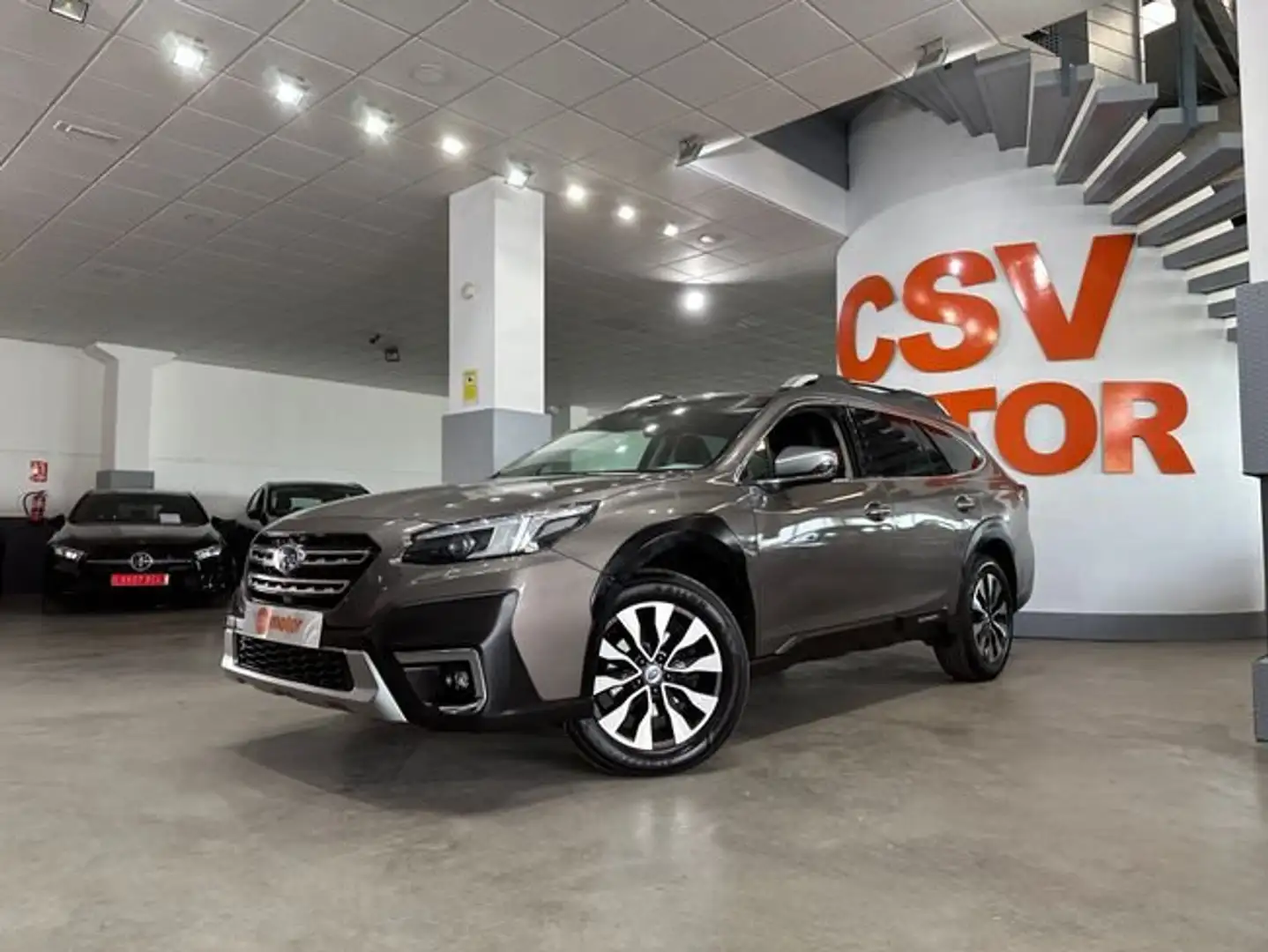 Subaru OUTBACK 2.5i Executive Plus CVT Marrón - 2