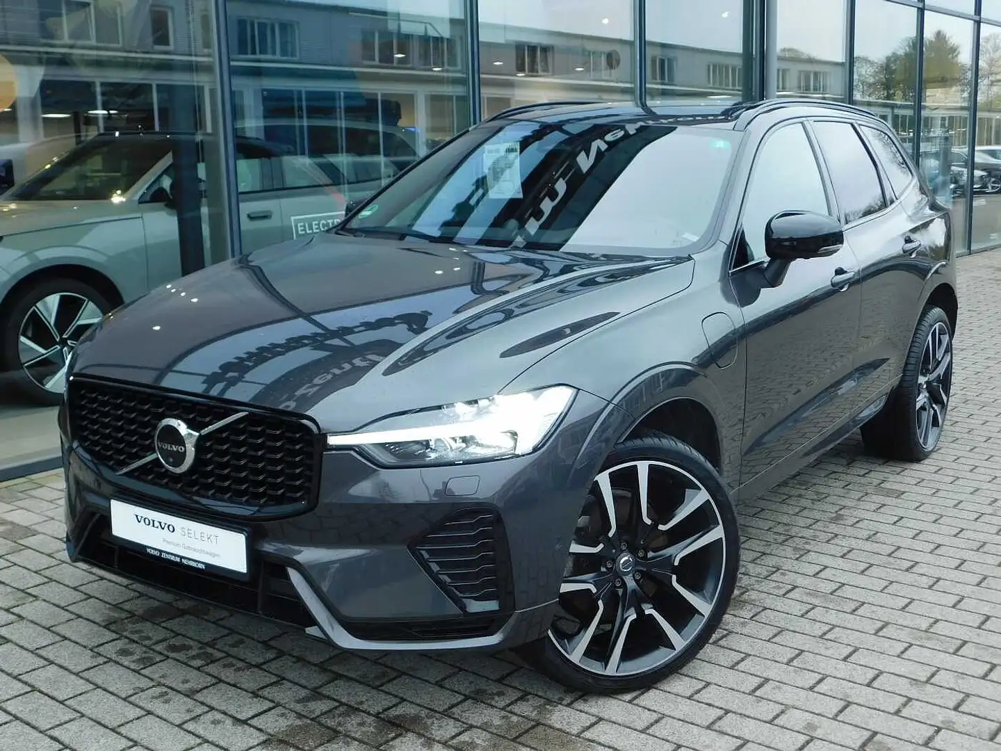 Volvo XC60 T8 AWD R-Design 'Head-Up ACC, 22'-Zoll' Grau - 1