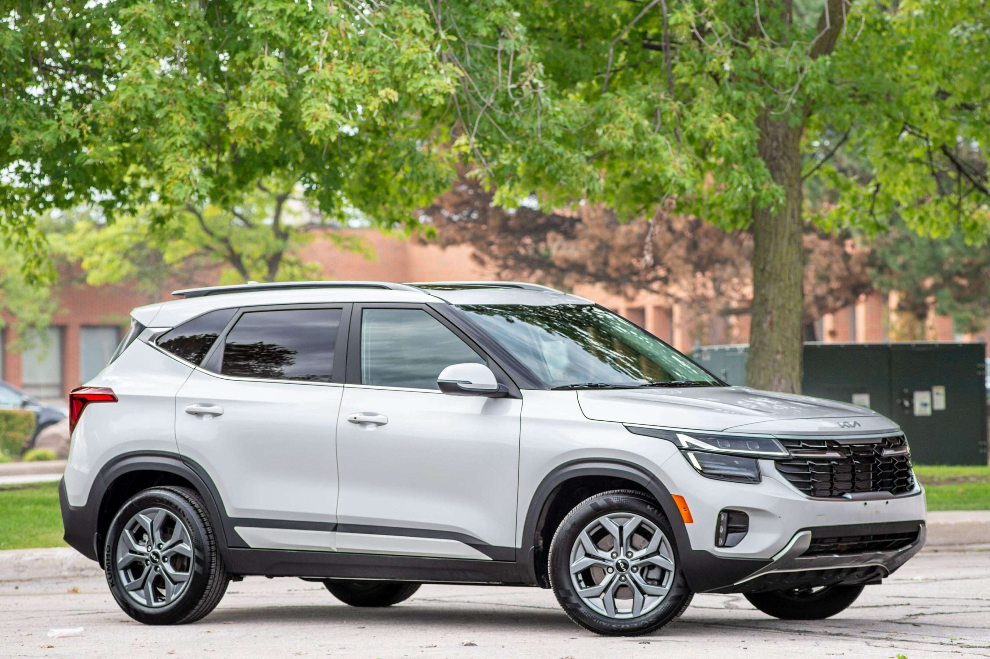 2026 Kia Seltos EX AWD | Clean Carfax | Low Mileage | One Owner — снимка 1
