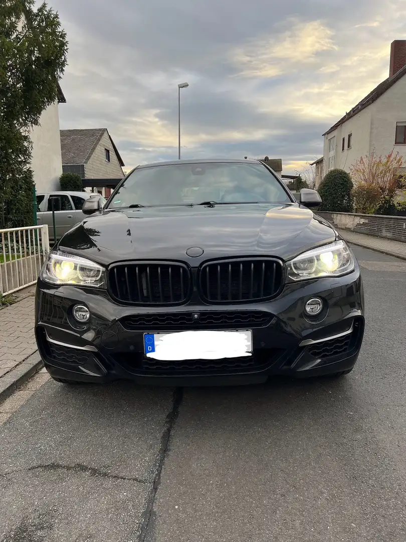 BMW X6 M M50d - 1