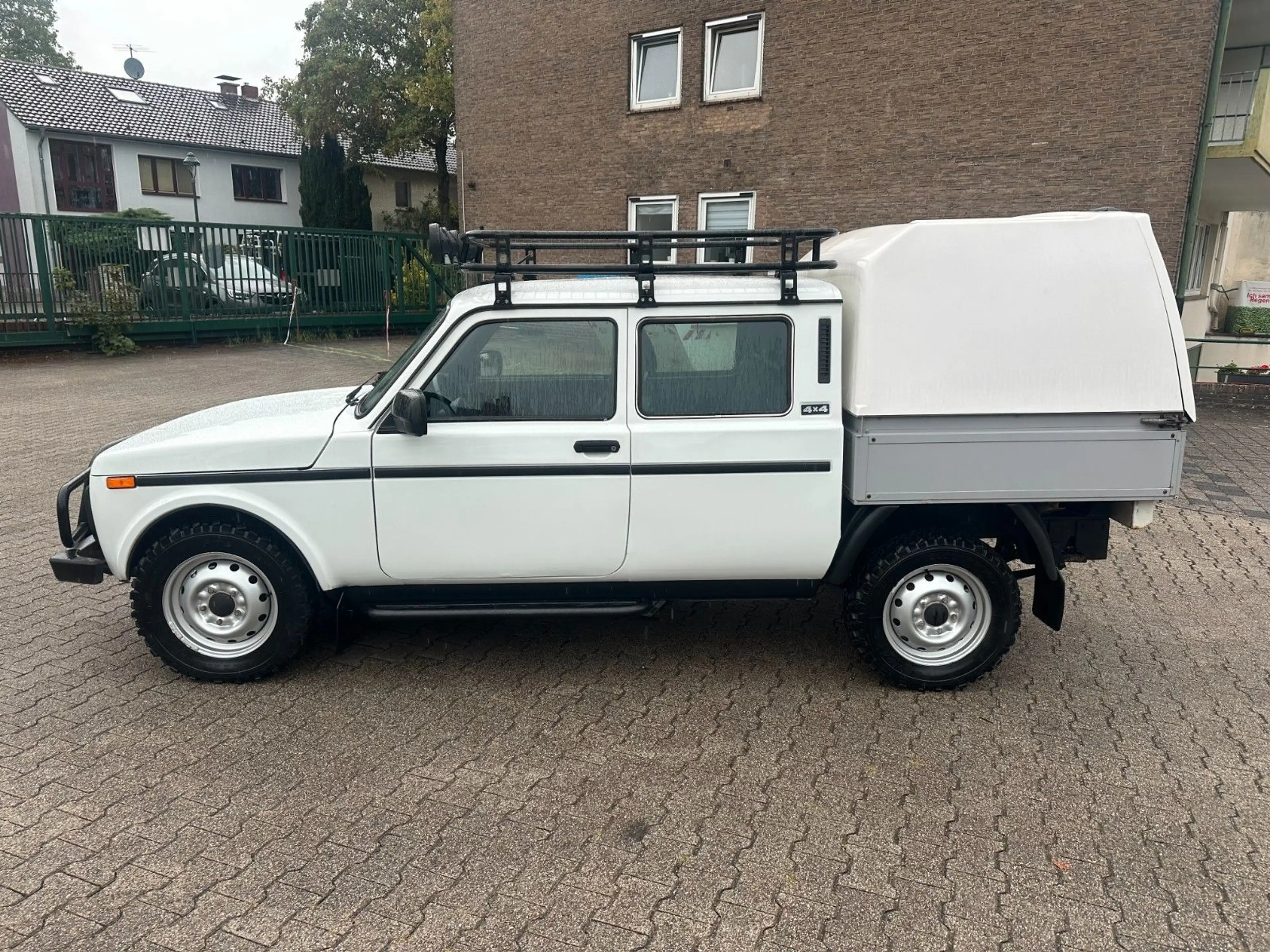 Lada Niva 4x4 Pic Up 61kw * Original 19046 km — photo 6